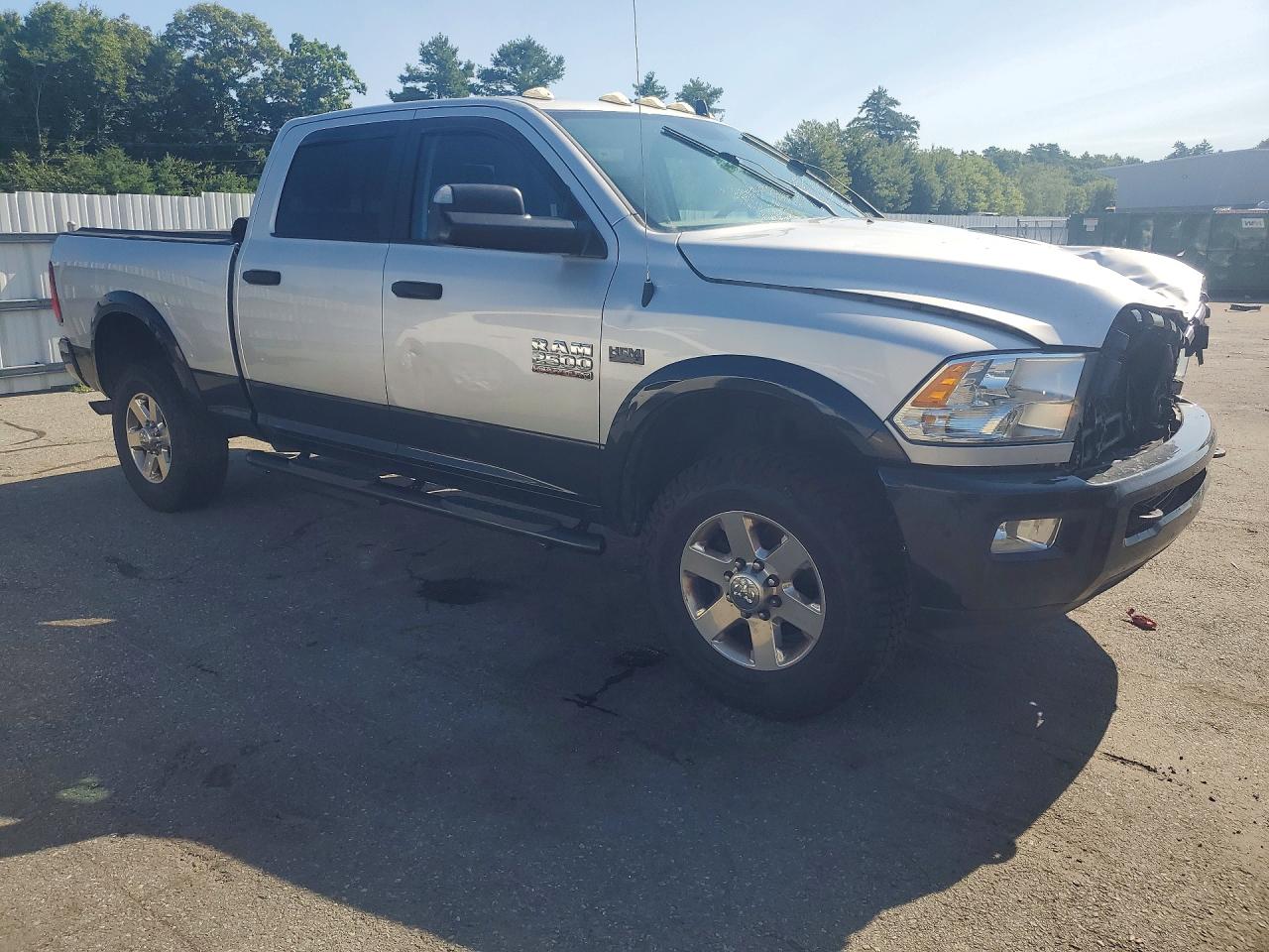 2015 Ram 2500 Slt Silver vin: 3C6UR5DJ5FG634424
