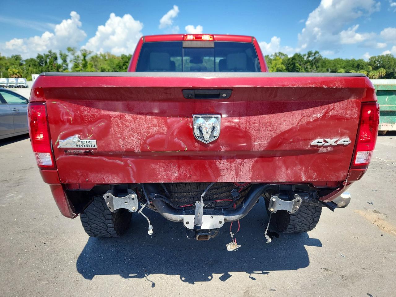 2015 Ram 2500 Slt Red vin: 3C6UR5DL0FG640049