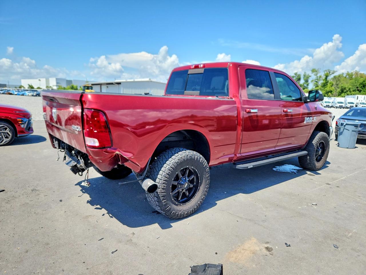 2015 Ram 2500 Slt Red vin: 3C6UR5DL0FG640049