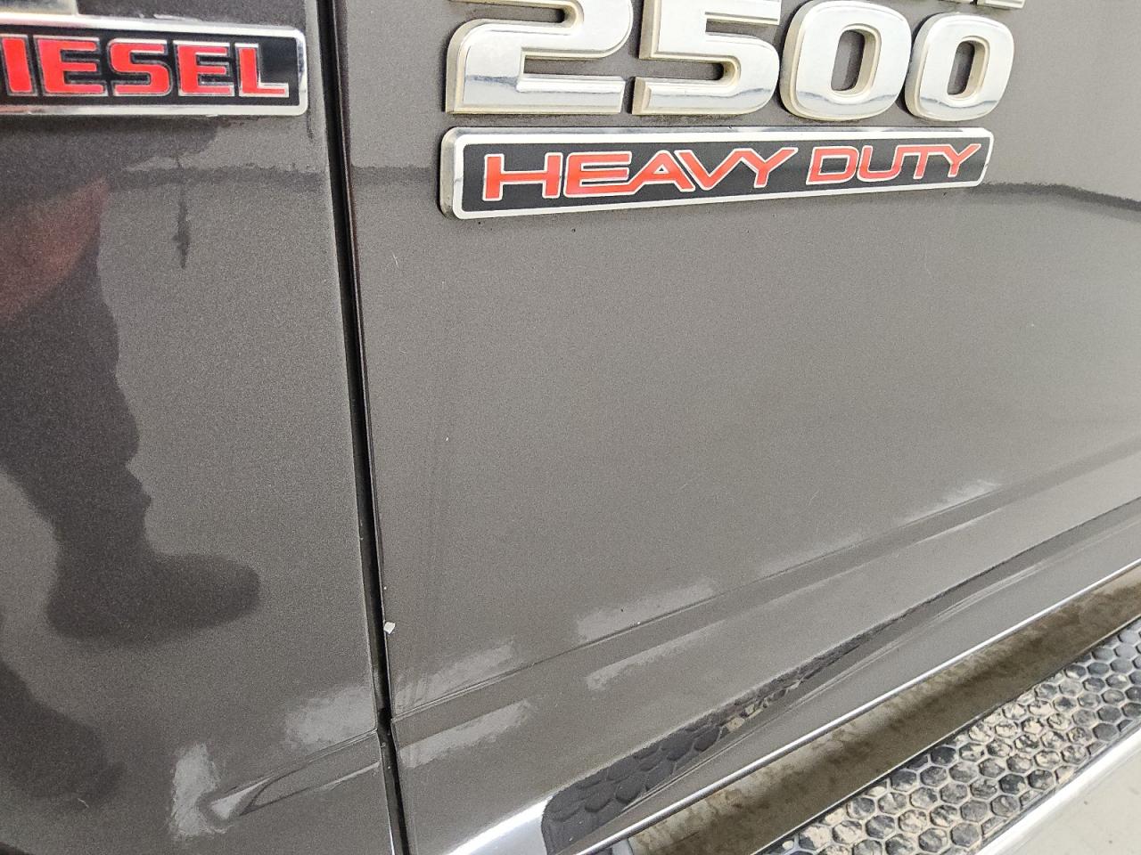 2015 Ram 2500 Slt Charcoal vin: 3C6UR5DL2FG635273 Damage: Left Front Door, Chipped, 3
