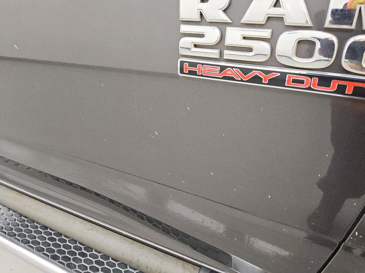 2015 Ram 2500 Slt Charcoal vin: 3C6UR5DL2FG635273 Damage: Right Front Door, Chipped, 10 Or More