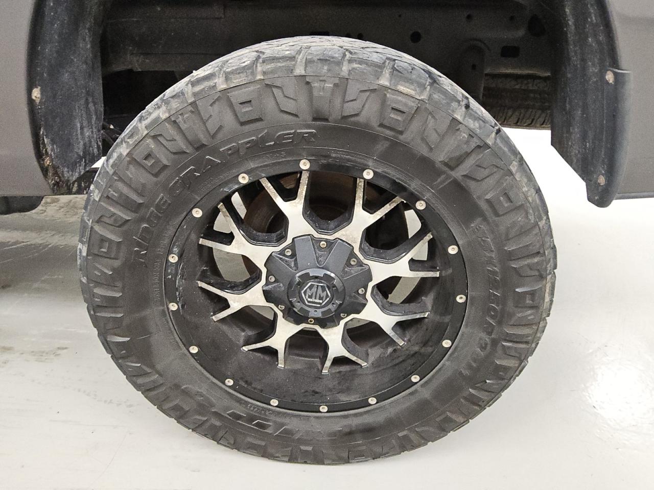 2015 Ram 2500 Slt Charcoal vin: 3C6UR5DL2FG635273 Damage: Left Rear Wheel, Aftermarket, Acceptable