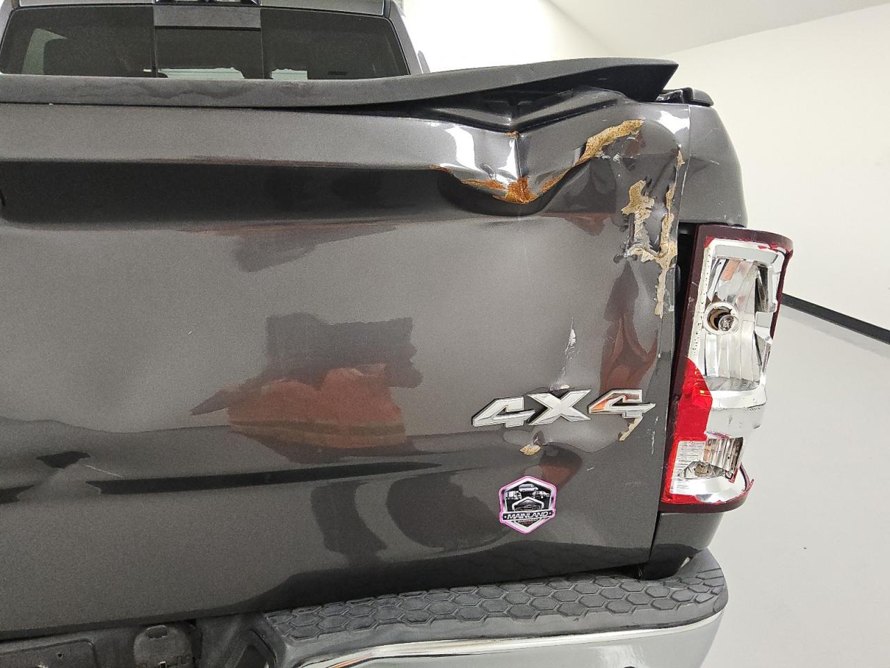 2015 Ram 2500 Slt Charcoal vin: 3C6UR5DL2FG635273 Damage: Tailgate, Severe Damage, Replacement Required