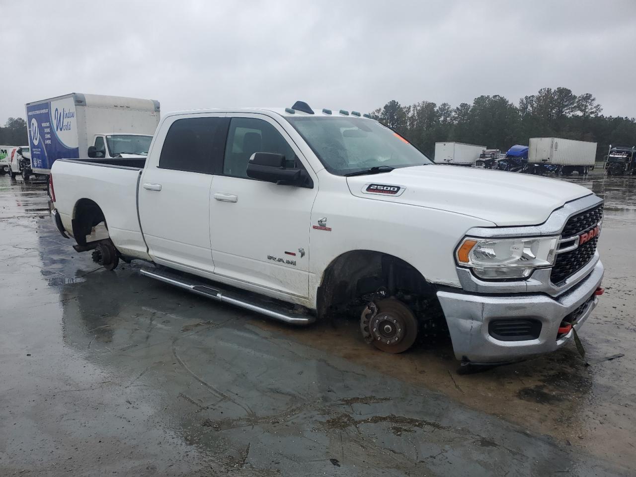 2022 Ram 2500 Big Horn/lone Star White vin: 3C6UR5DL2NG178642 Damage: Right Rear Wheel, Broken, Replacement Required