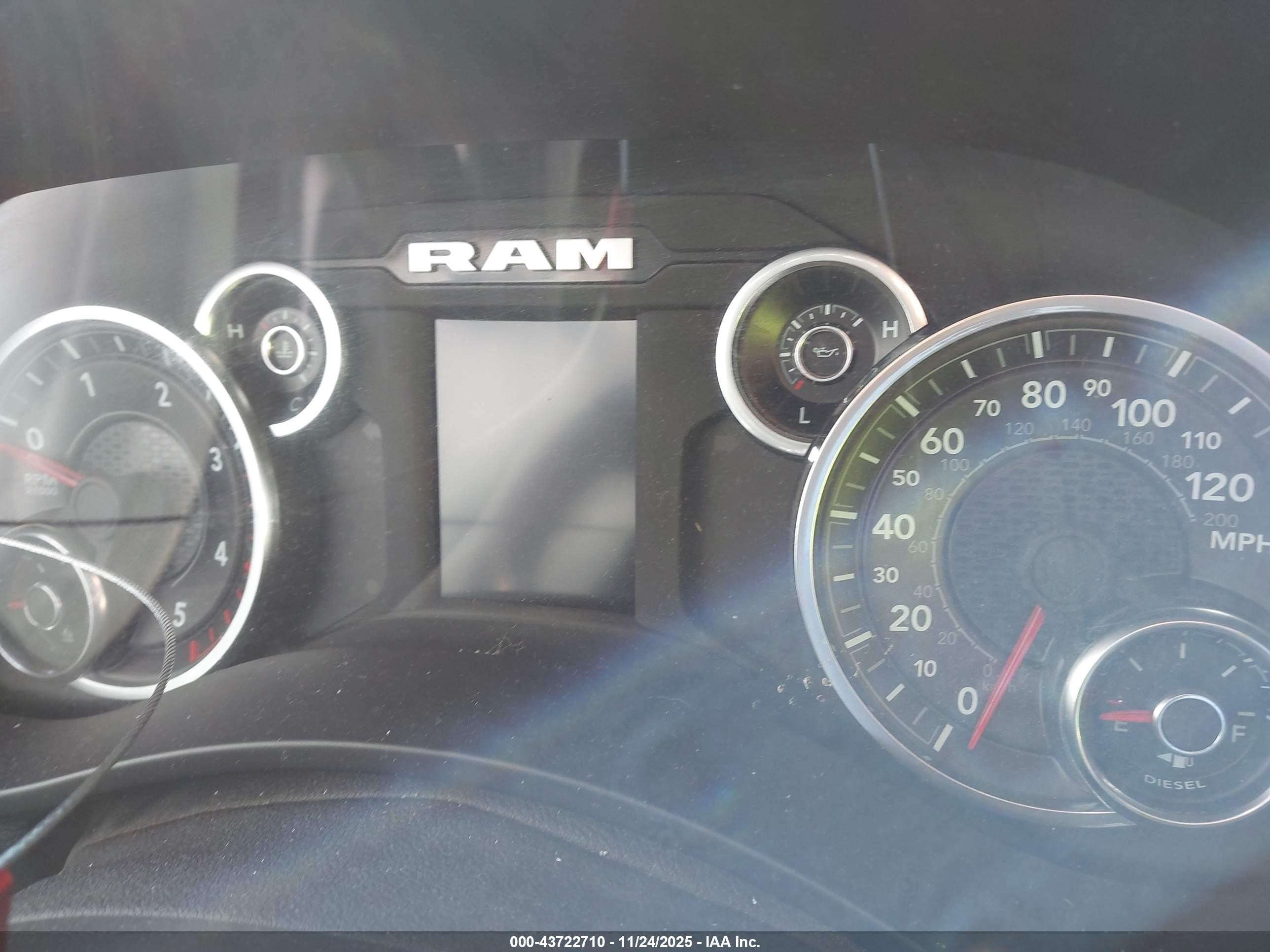 2024 Ram 2500 Big Horn  4x4 6'4 Box White vin: 3C6UR5DL2RG176766