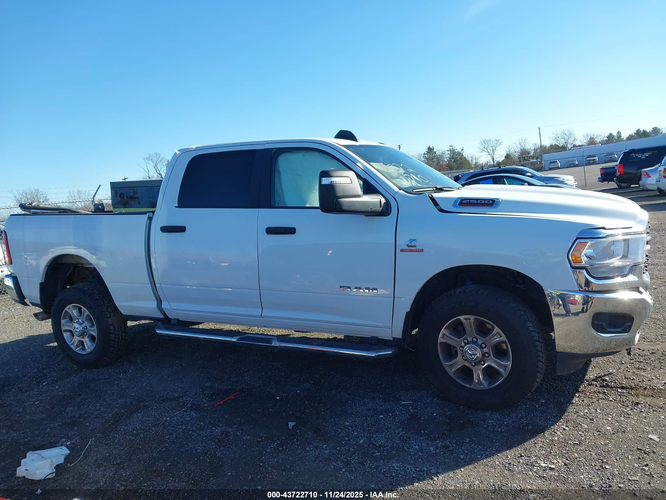 2024 Ram 2500 Big Horn  4x4 6'4 Box White vin: 3C6UR5DL2RG176766
