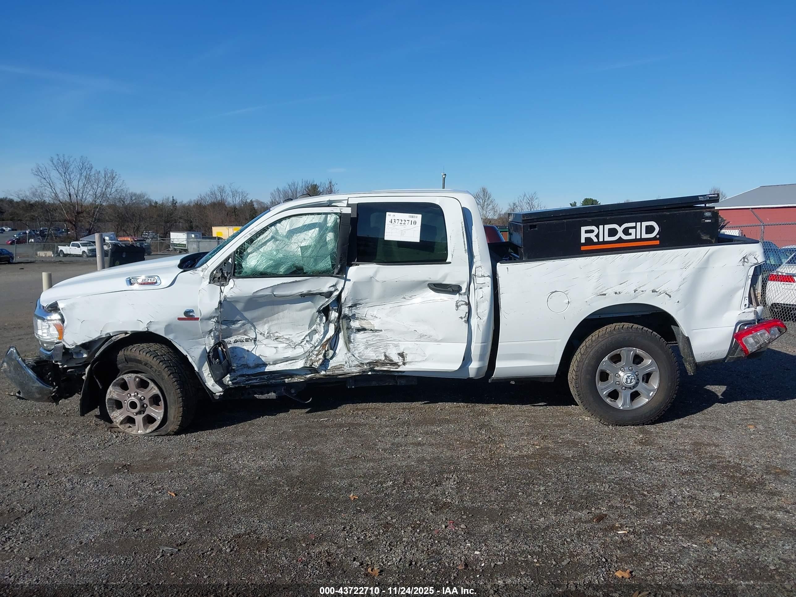 2024 Ram 2500 Big Horn  4x4 6'4 Box White vin: 3C6UR5DL2RG176766