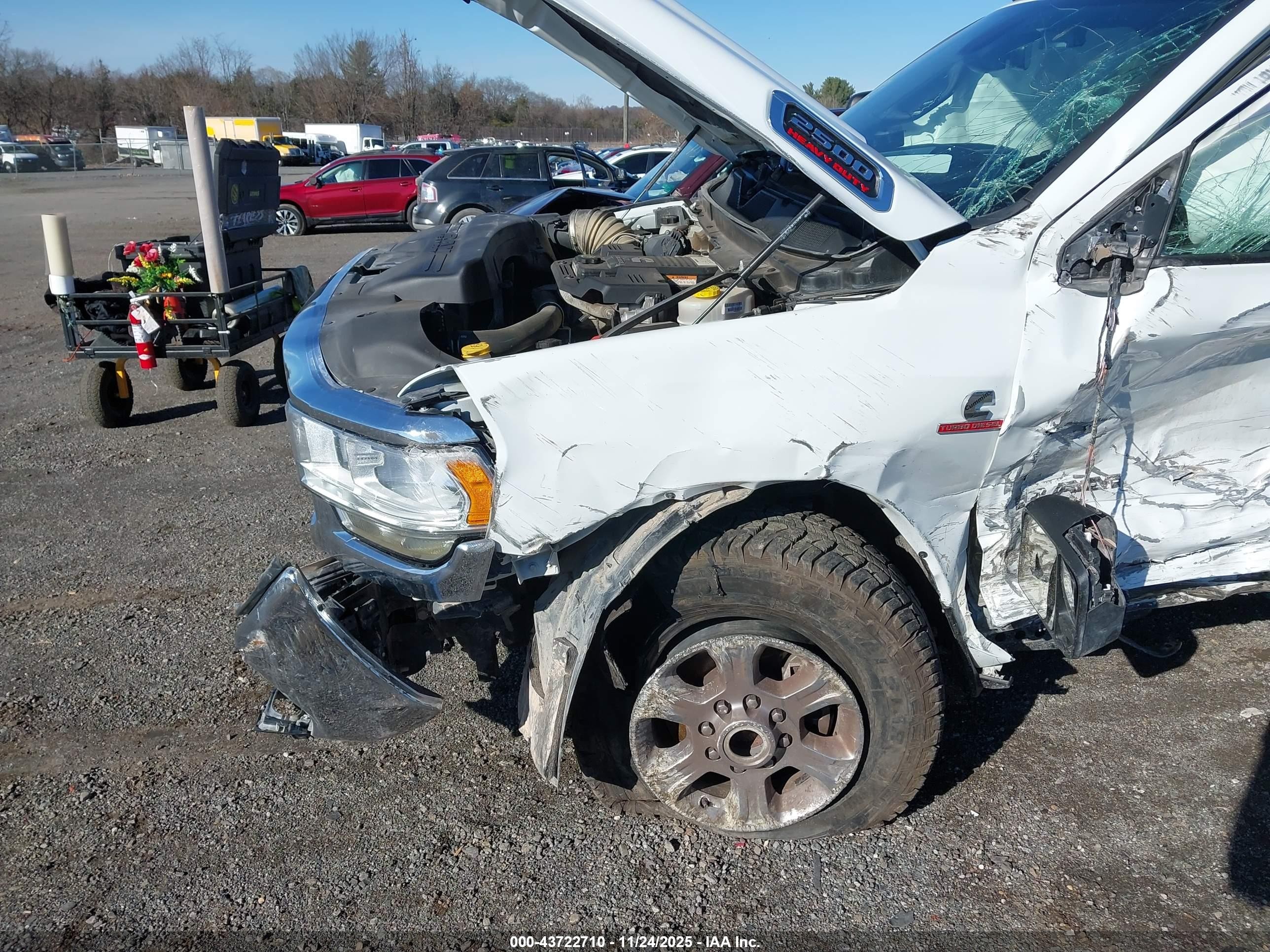 2024 Ram 2500 Big Horn  4x4 6'4 Box White vin: 3C6UR5DL2RG176766