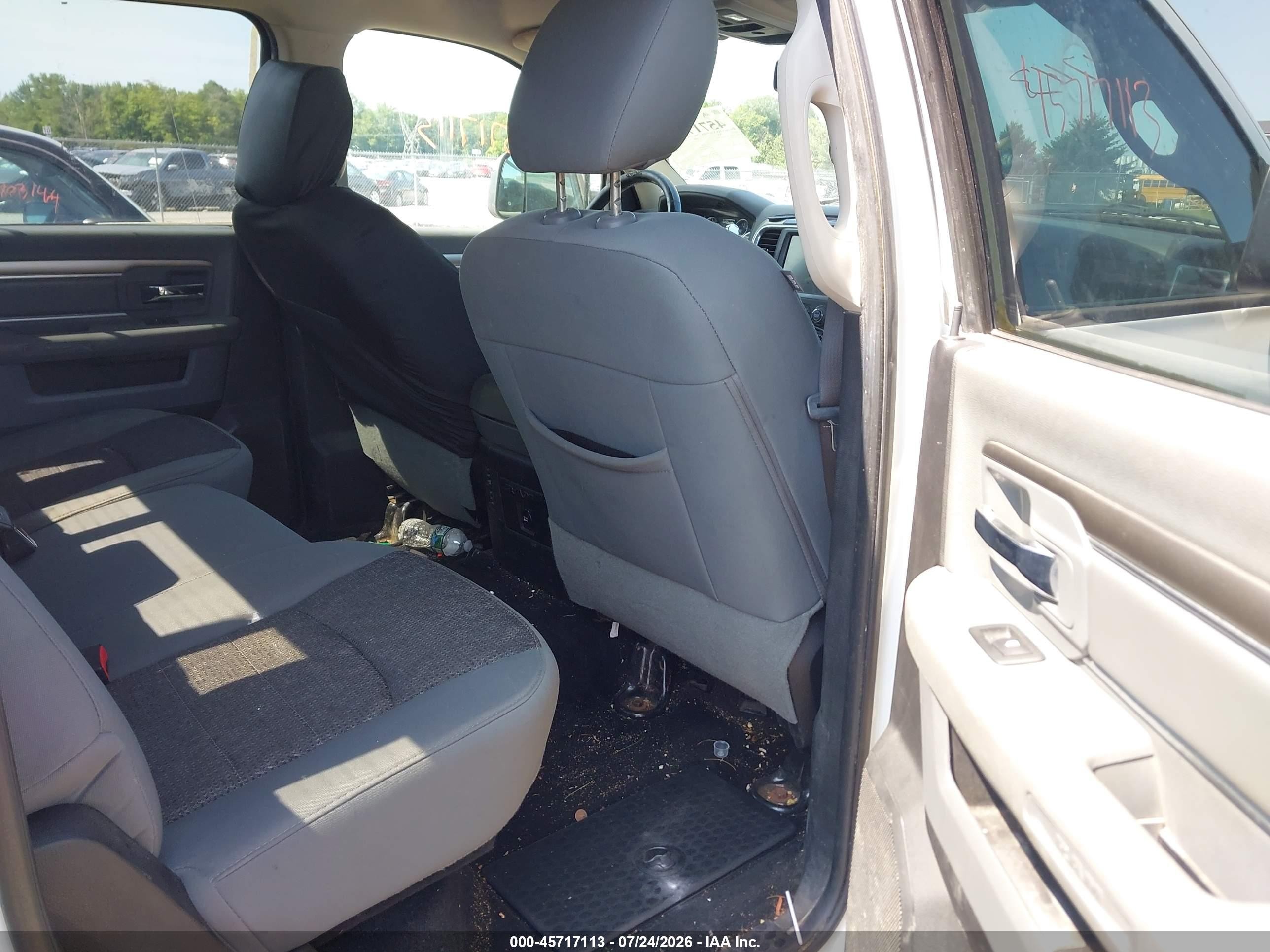 2013 Ram 2500 Big Horn Белый vin: 3C6UR5DL5DG612583