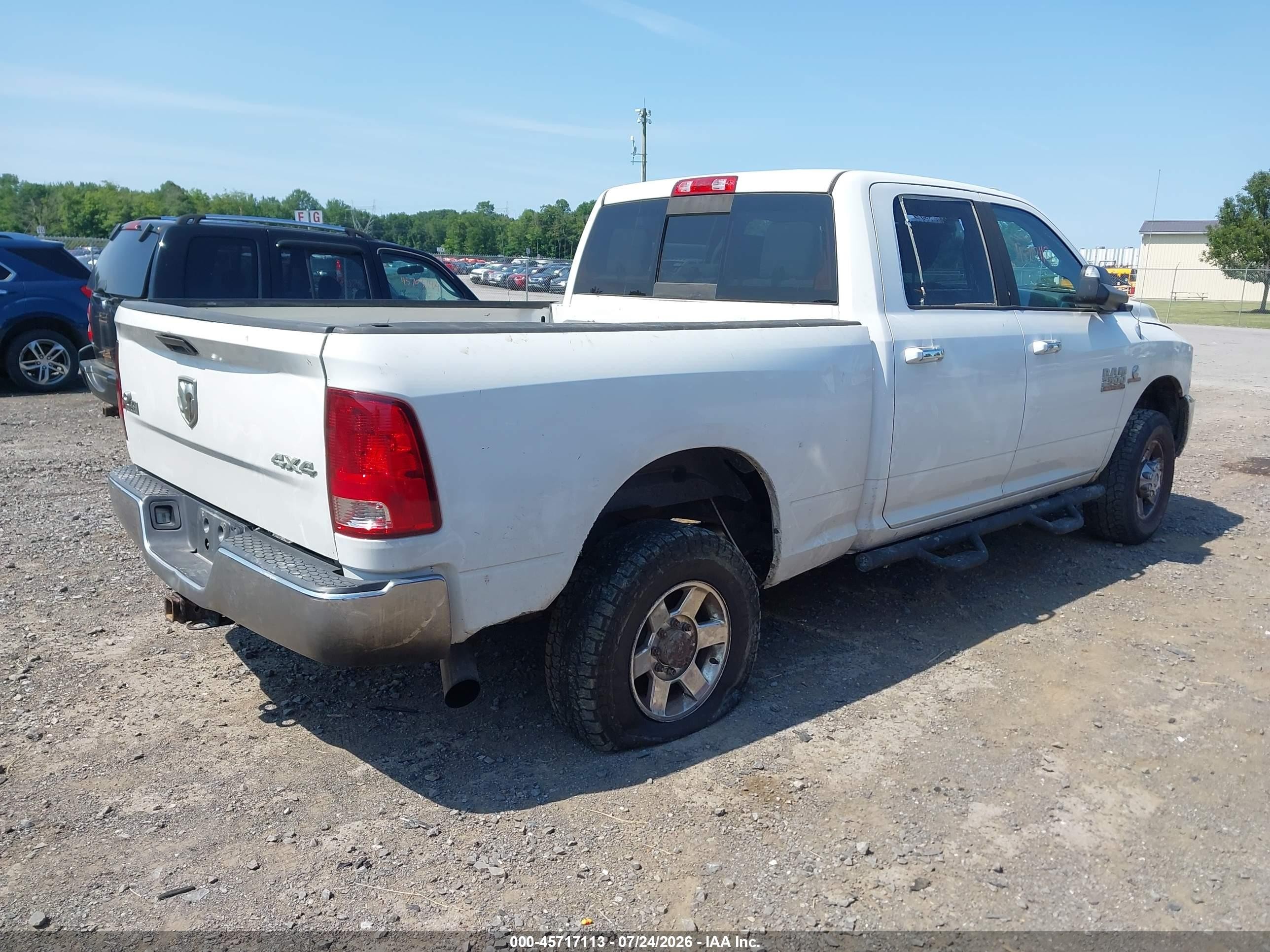 2013 Ram 2500 Big Horn Белый vin: 3C6UR5DL5DG612583