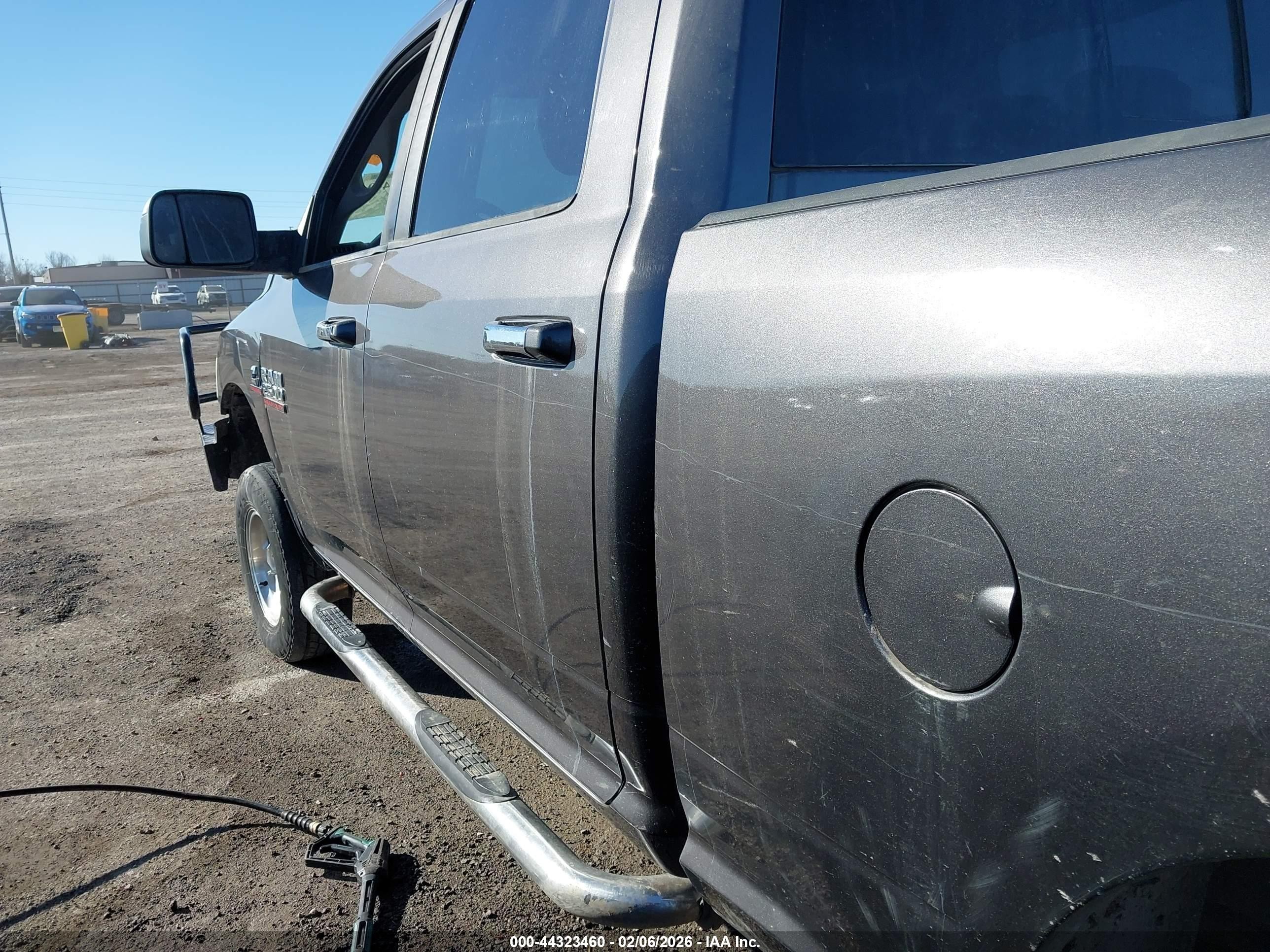 2014 Ram 2500 Lone Star Серый vin: 3C6UR5DL5EG145506