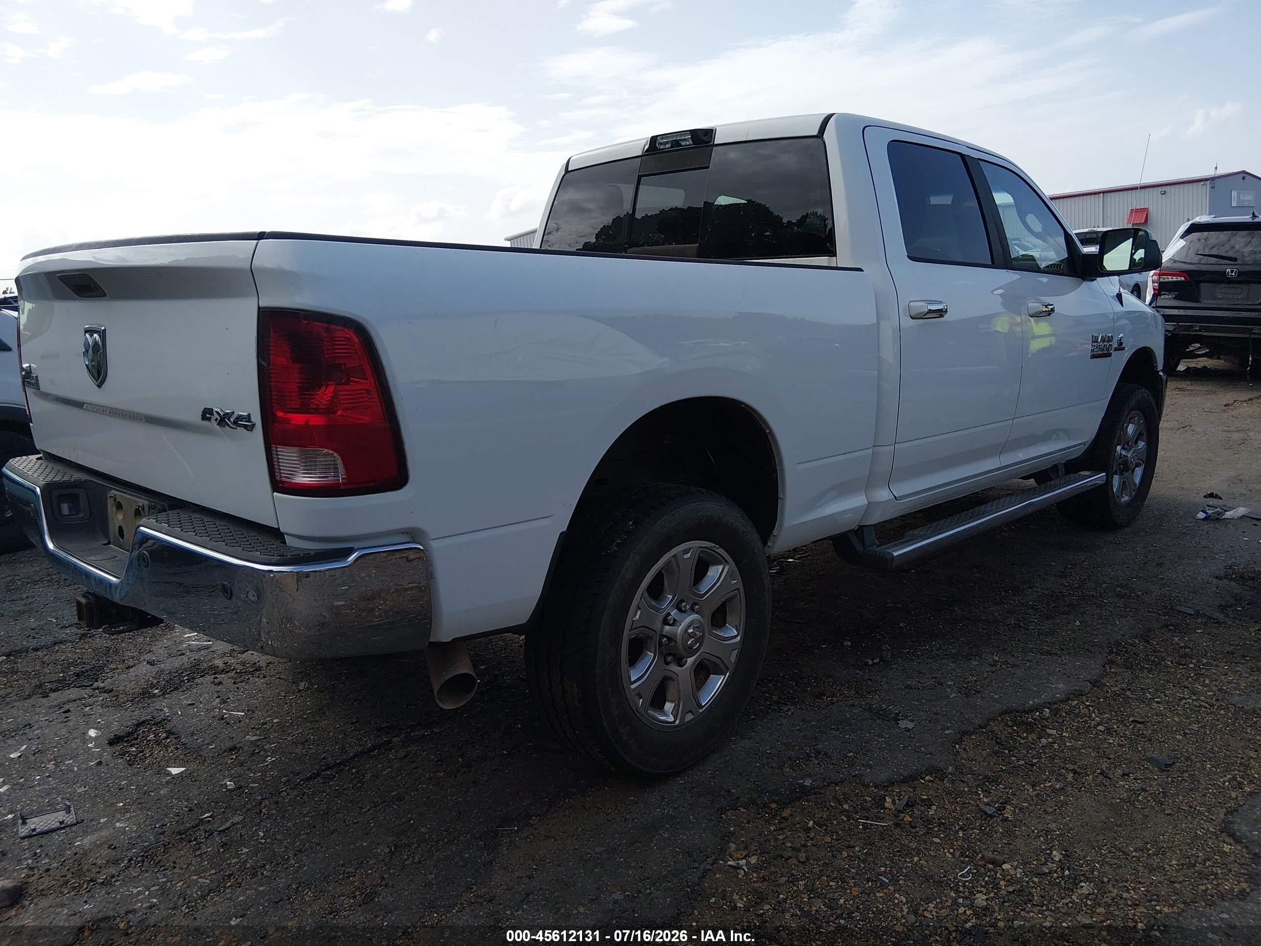 2014 Ram 2500 Big Horn White vin: 3C6UR5DL5EG158305