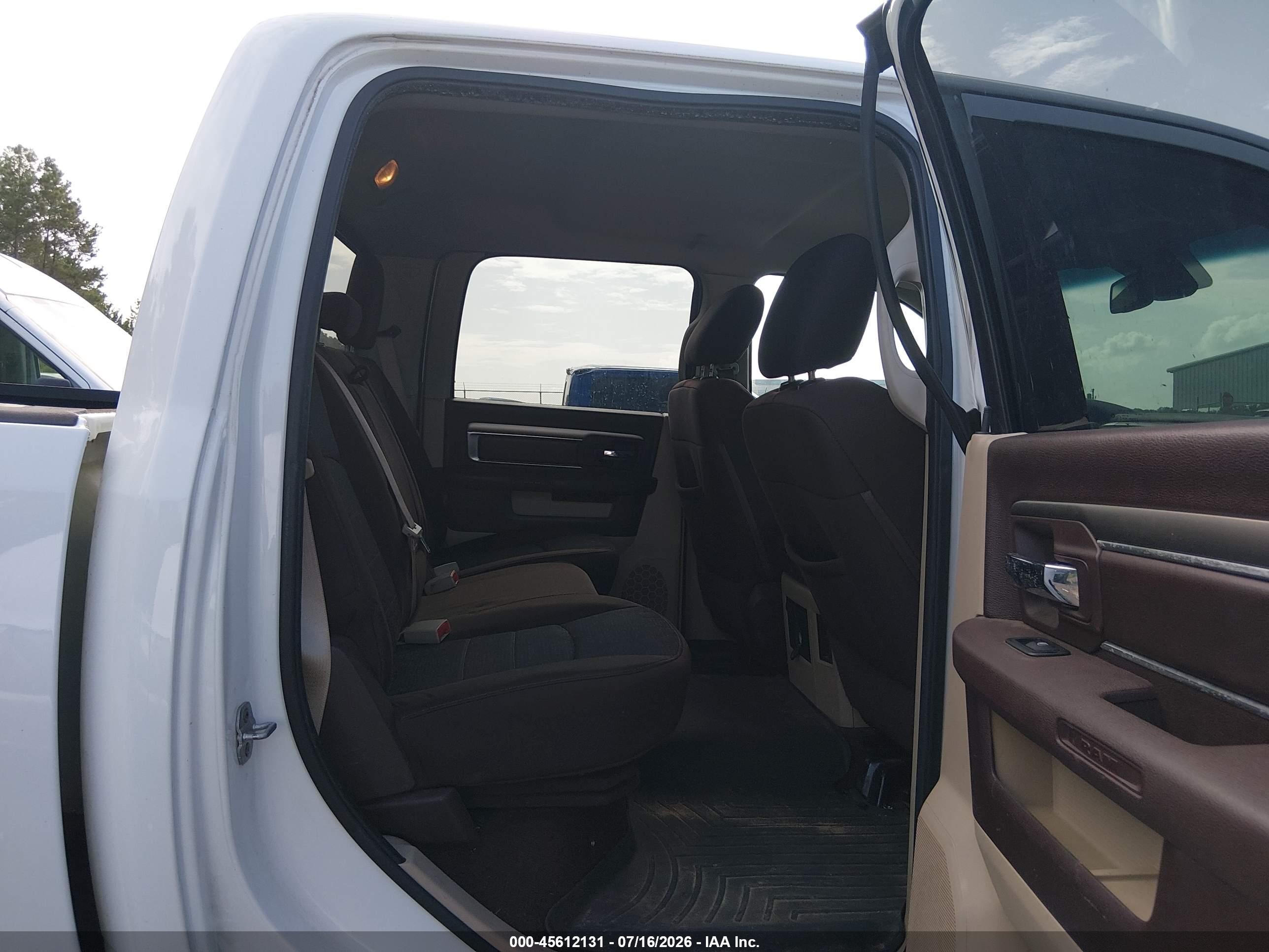 2014 Ram 2500 Big Horn White vin: 3C6UR5DL5EG158305