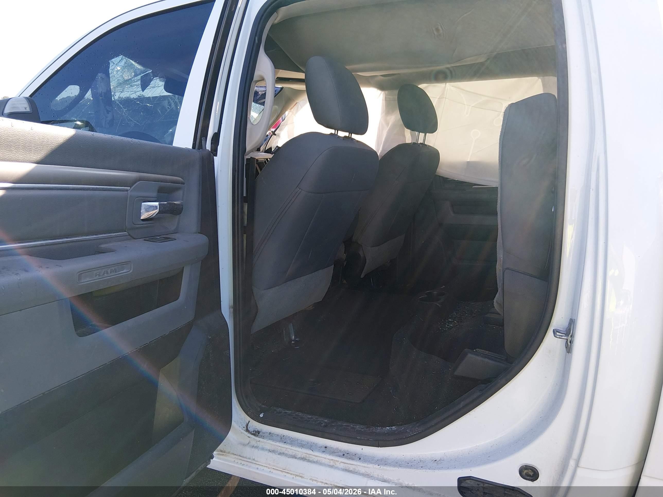2015 Ram 2500 Slt White vin: 3C6UR5DL5FG691630