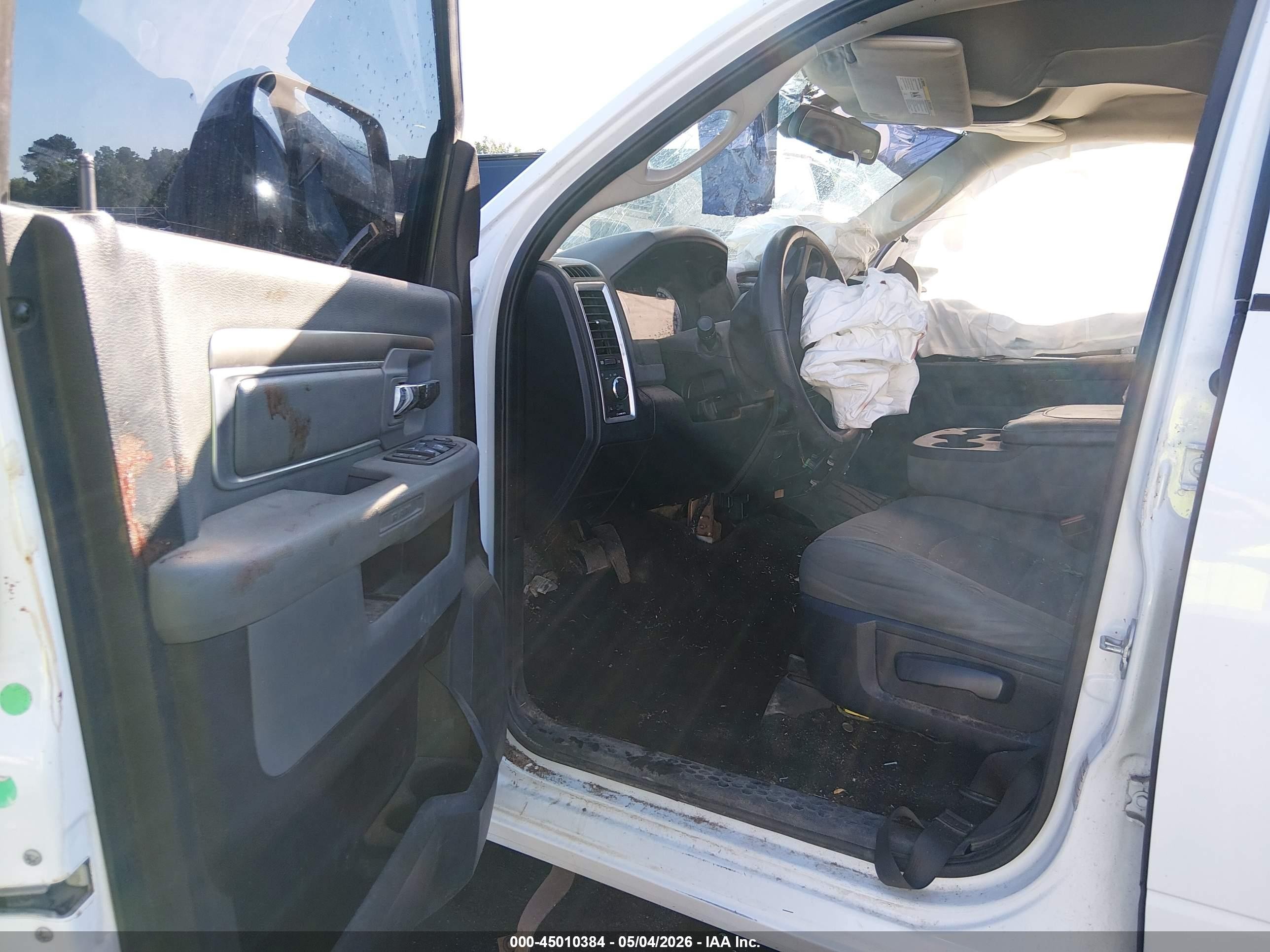 2015 Ram 2500 Slt White vin: 3C6UR5DL5FG691630