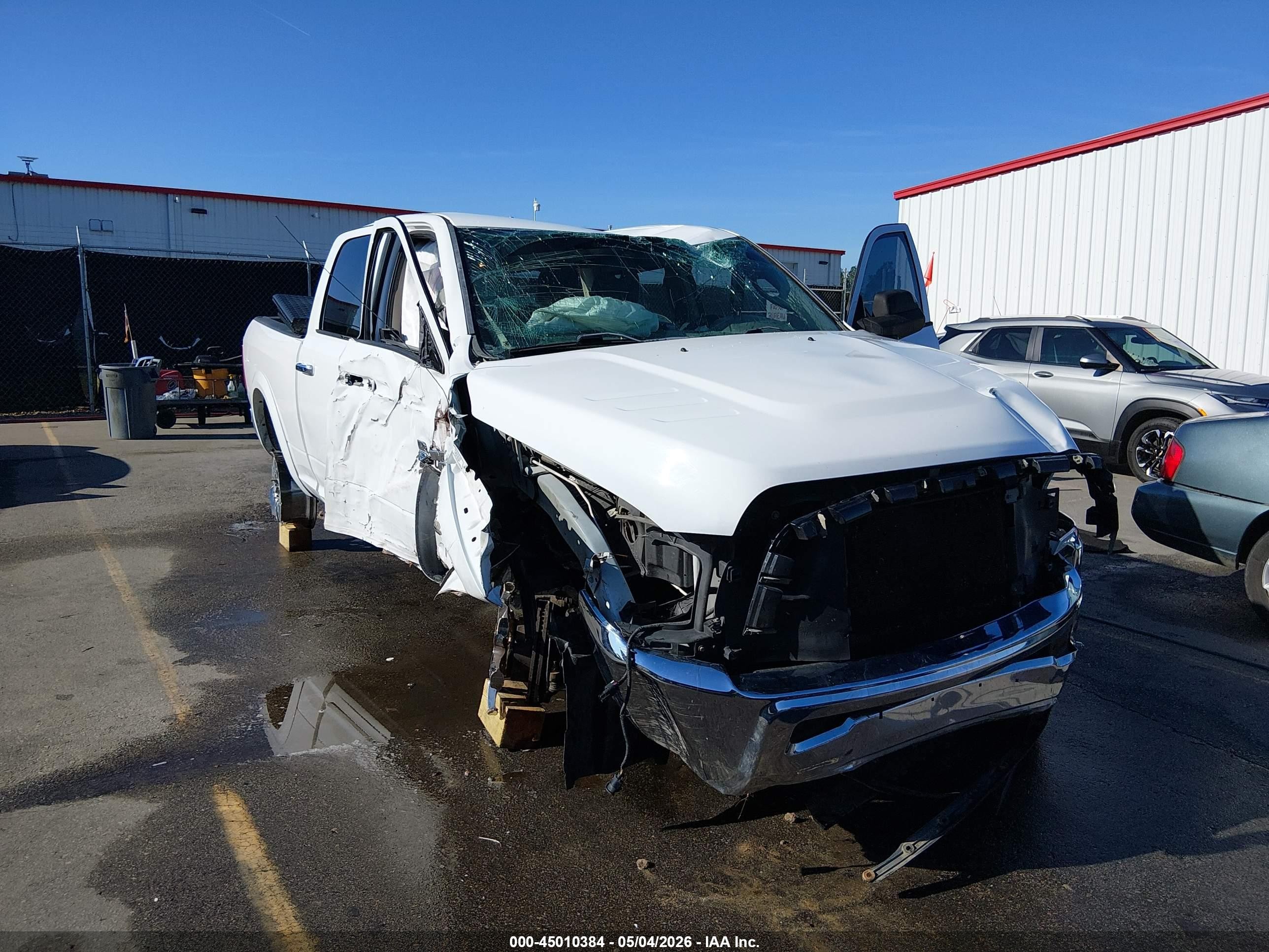 2015 Ram 2500 Slt White vin: 3C6UR5DL5FG691630