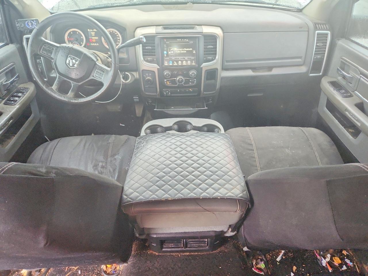 2015 Ram 2500 Slt Белый vin: 3C6UR5DL6FG659480