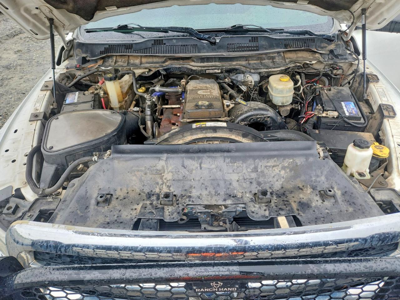 2015 Ram 2500 Slt Белый vin: 3C6UR5DL6FG659480