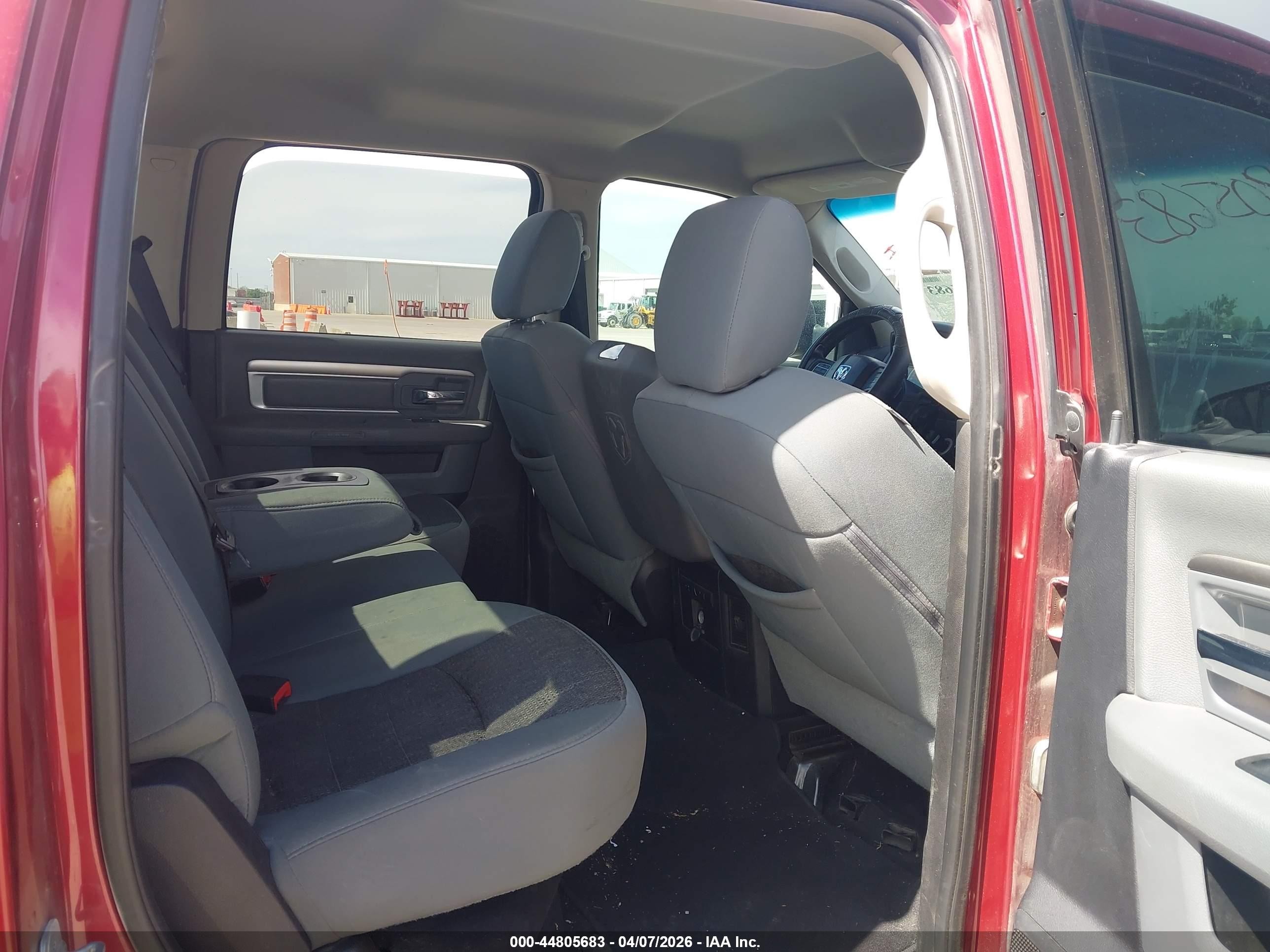 2013 Ram 2500 Big Horn Красный vin: 3C6UR5DL7DG545727