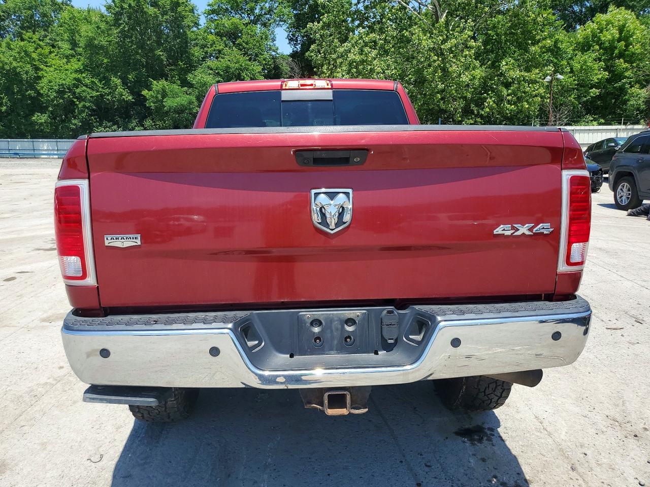 2014 Ram 2500 Laramie Maroon vin: 3C6UR5FJ2EG276677
