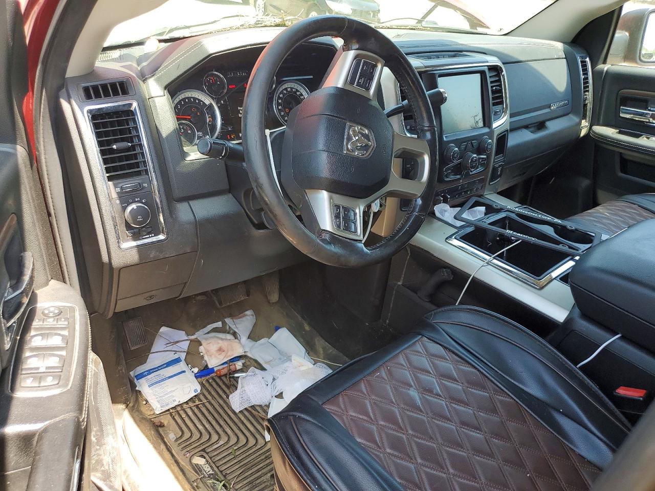 2014 Ram 2500 Laramie Maroon vin: 3C6UR5FJ2EG276677