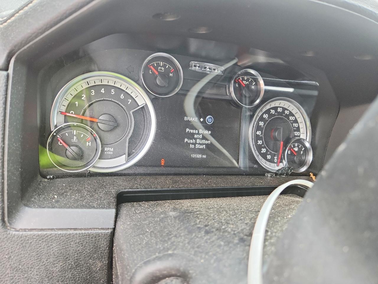 2018 Ram 2500 Laramie Белый vin: 3C6UR5FJ2JG425521