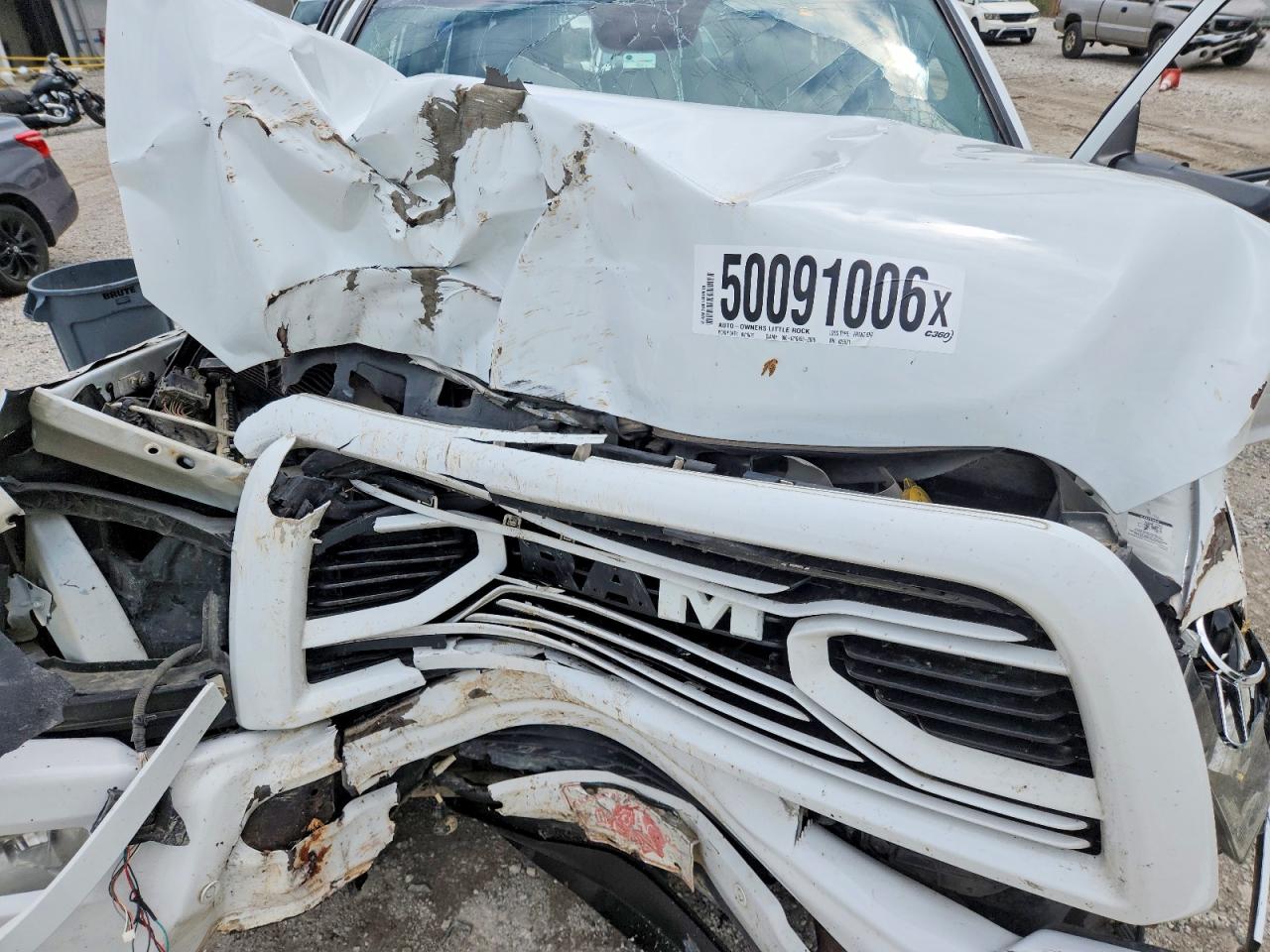 2018 Ram 2500 Laramie Белый vin: 3C6UR5FJ2JG425521