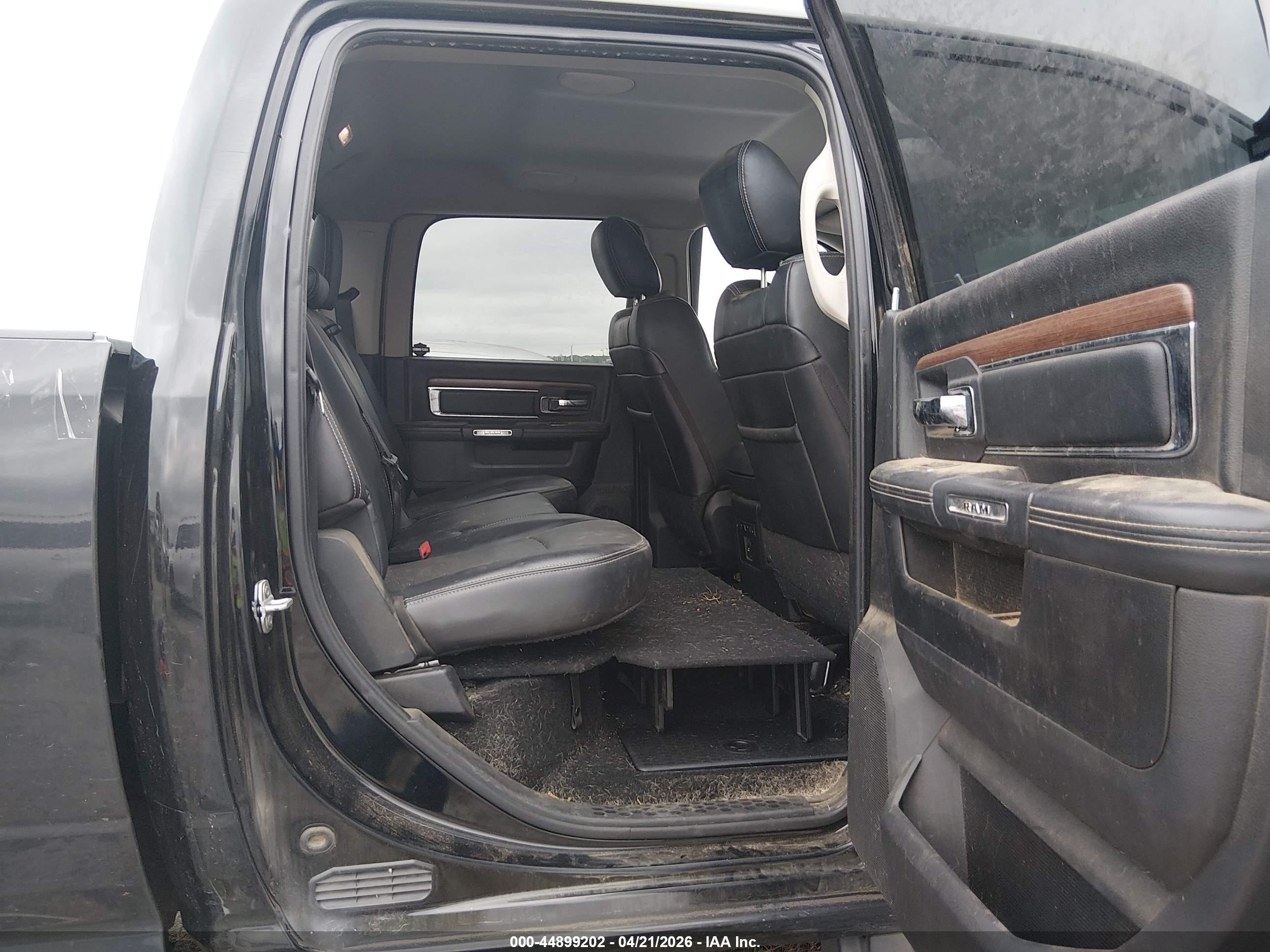 2014 Ram 2500 Laramie Черный vin: 3C6UR5FJ4EG315513