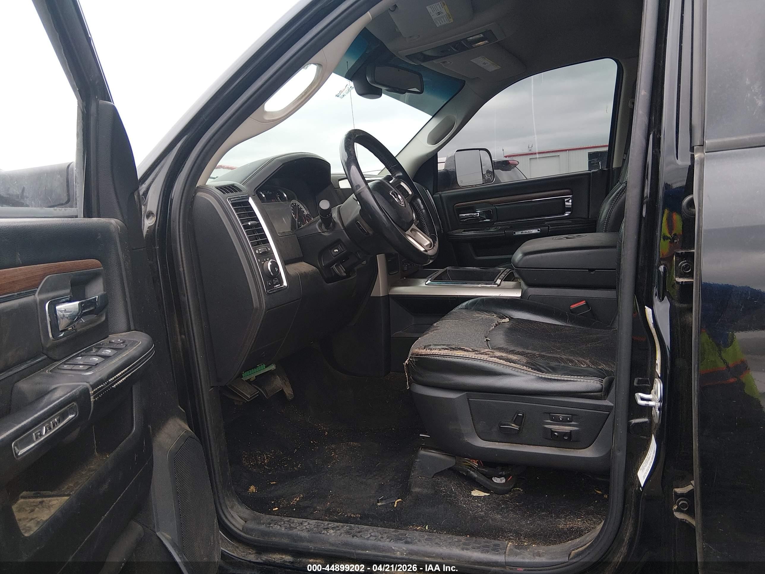 2014 Ram 2500 Laramie Черный vin: 3C6UR5FJ4EG315513
