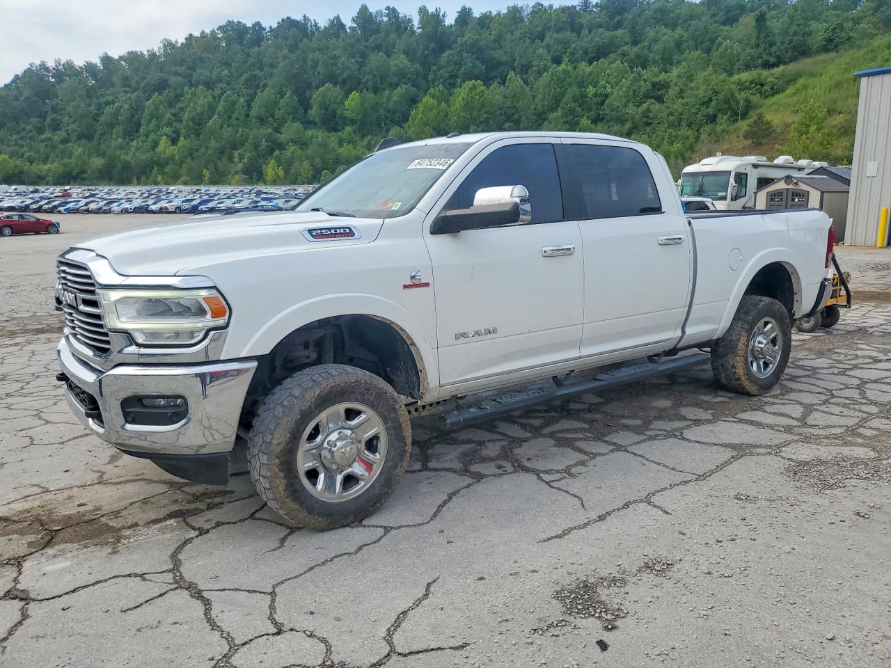 2019 Ram 2500 Laramie White vin: 3C6UR5FL0KG537754