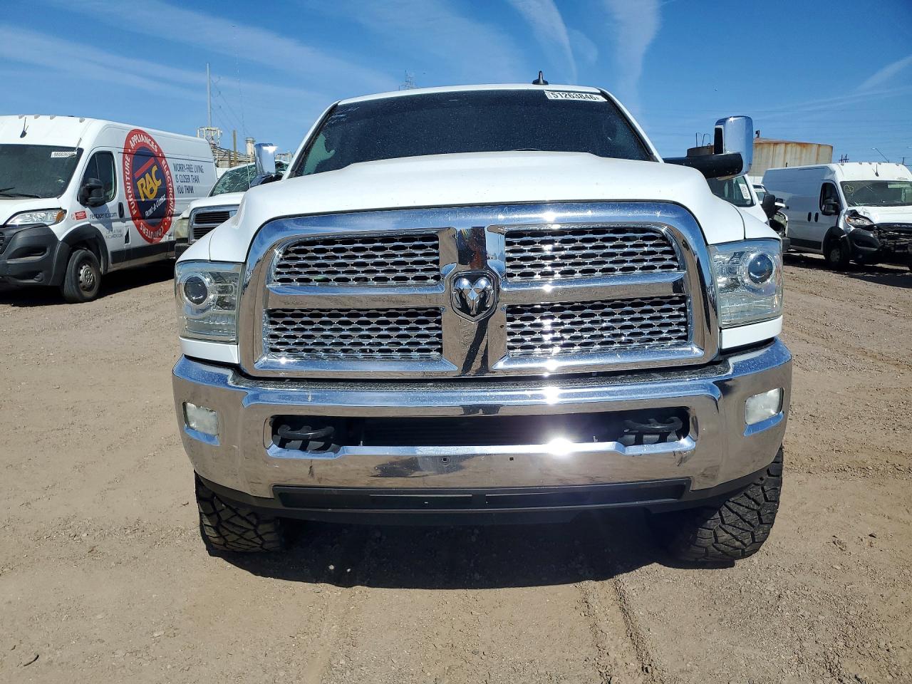 2013 Ram 2500 Laramie White vin: 3C6UR5FL1DG573276