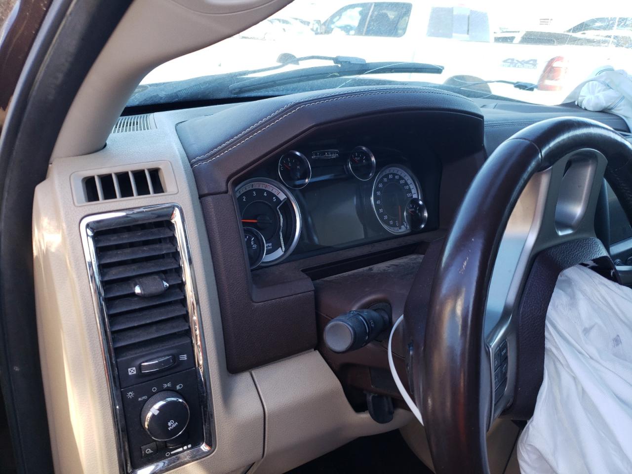 2013 Ram 2500 Laramie Коричневый vin: 3C6UR5FL1DG575786