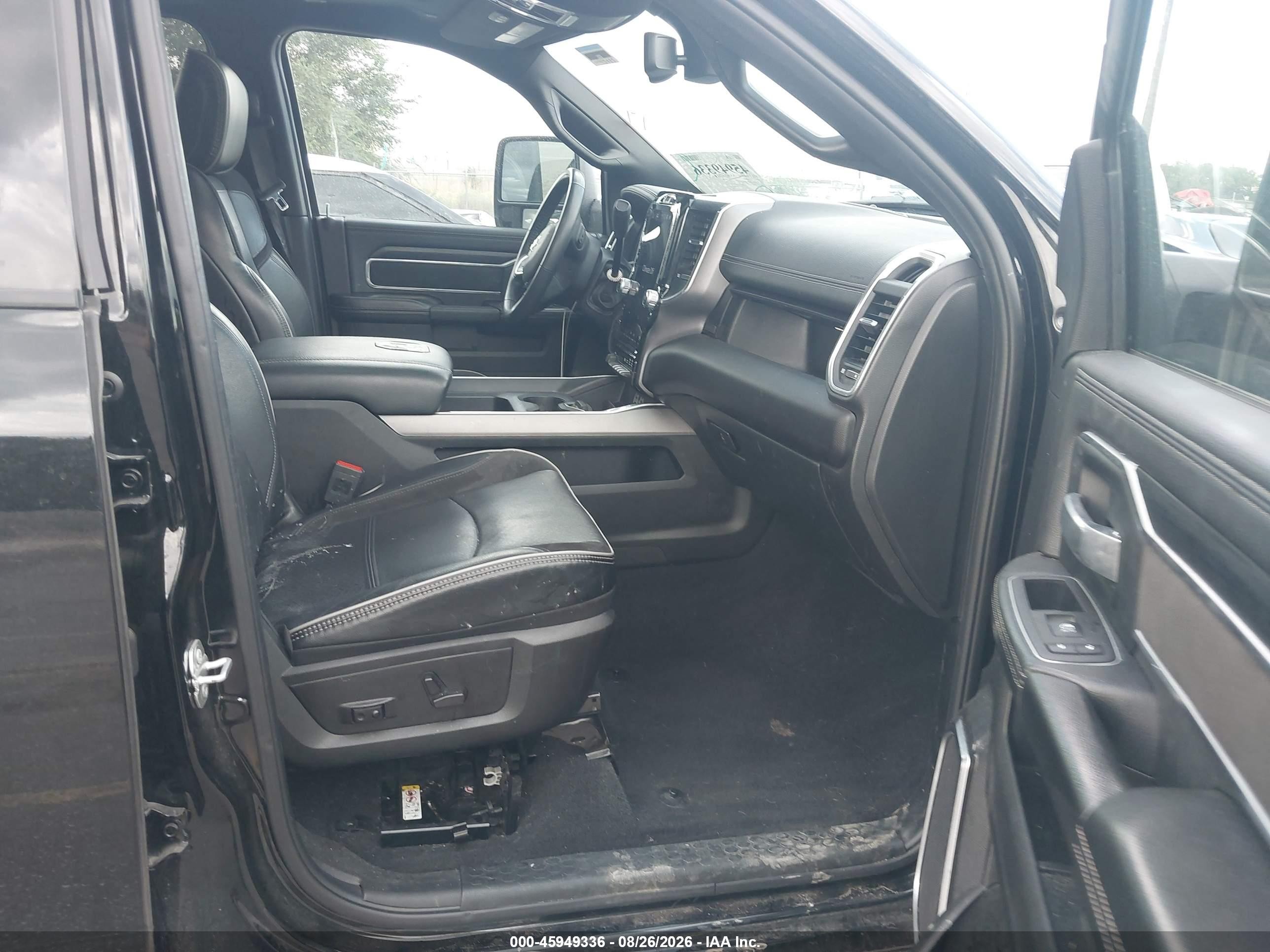 2024 Ram 2500 Laramie  4x4 6'4 Box Black vin: 3C6UR5FL2RG172052