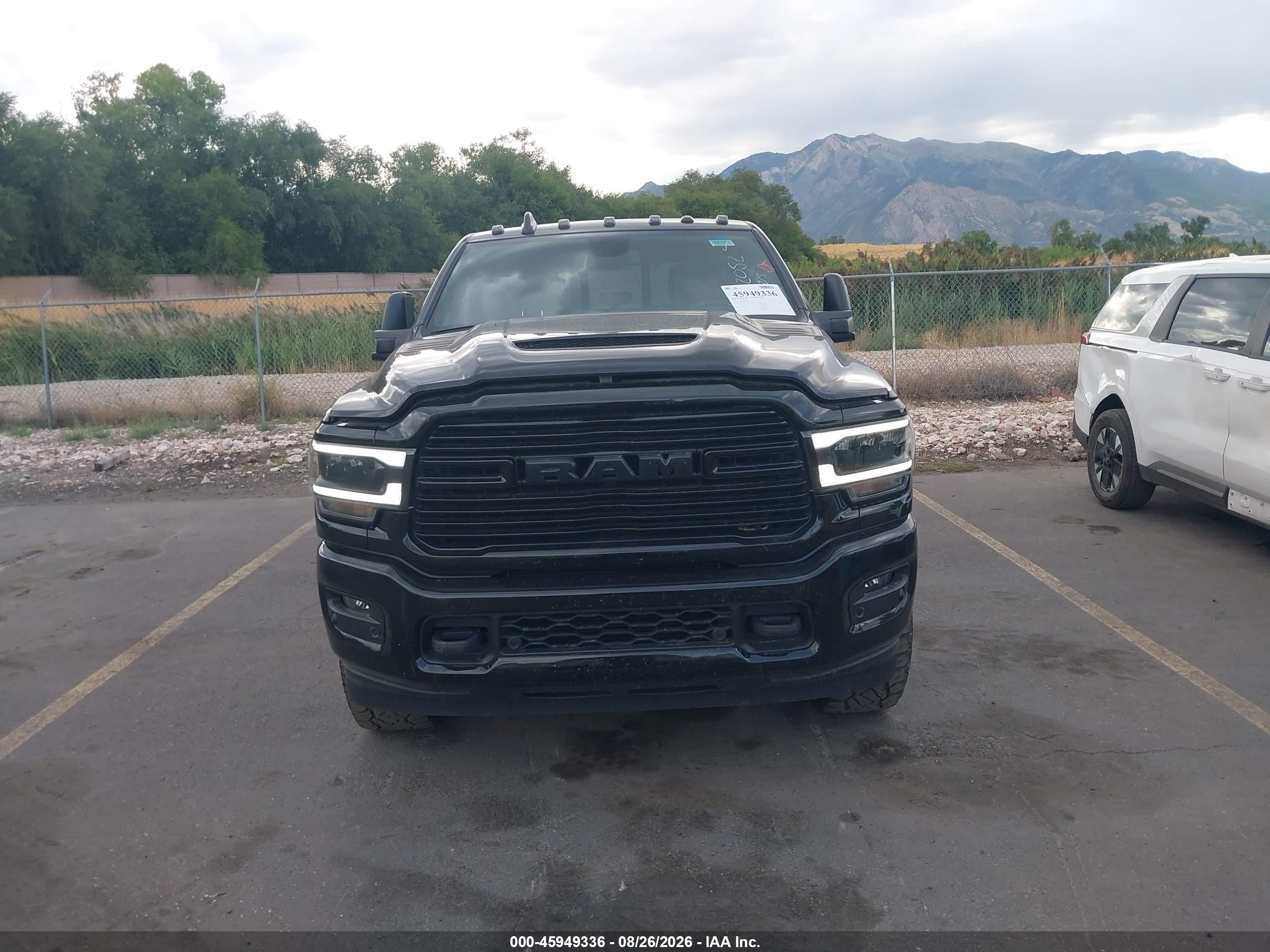 2024 Ram 2500 Laramie  4x4 6'4 Box Black vin: 3C6UR5FL2RG172052