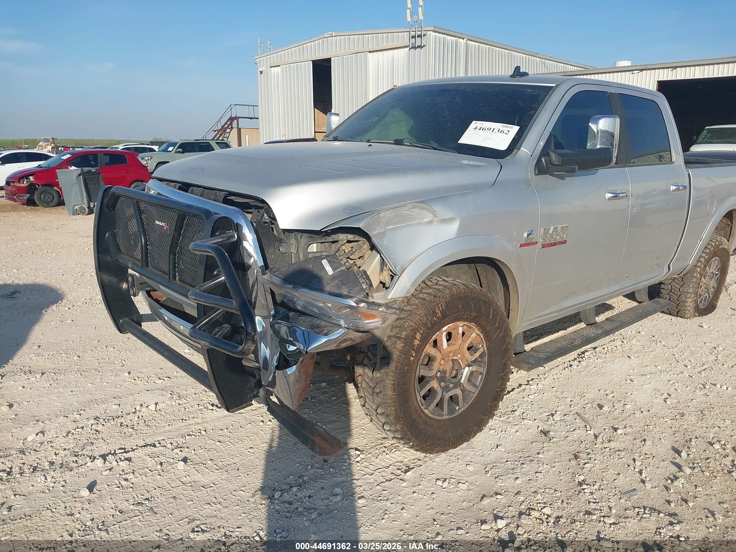 2015 Ram 2500 Laramie Silver vin: 3C6UR5FL3FG515897