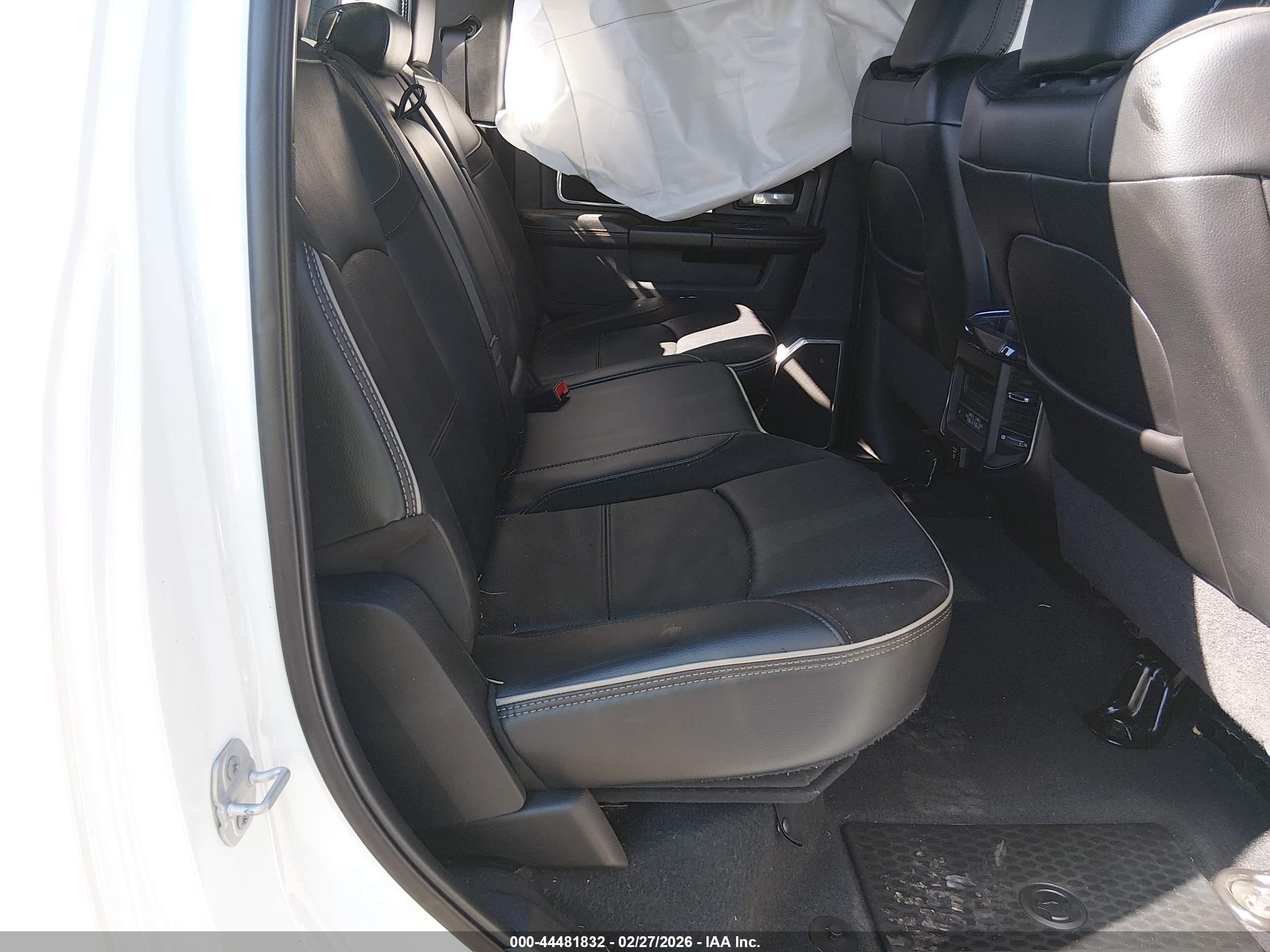 2022 Ram 2500 Laramie  4x4 6'4 Box White vin: 3C6UR5FL3NG371489