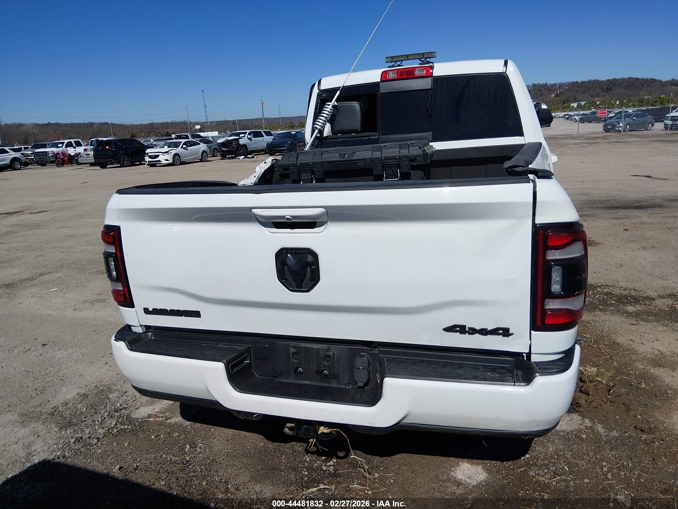 2022 Ram 2500 Laramie  4x4 6'4 Box White vin: 3C6UR5FL3NG371489