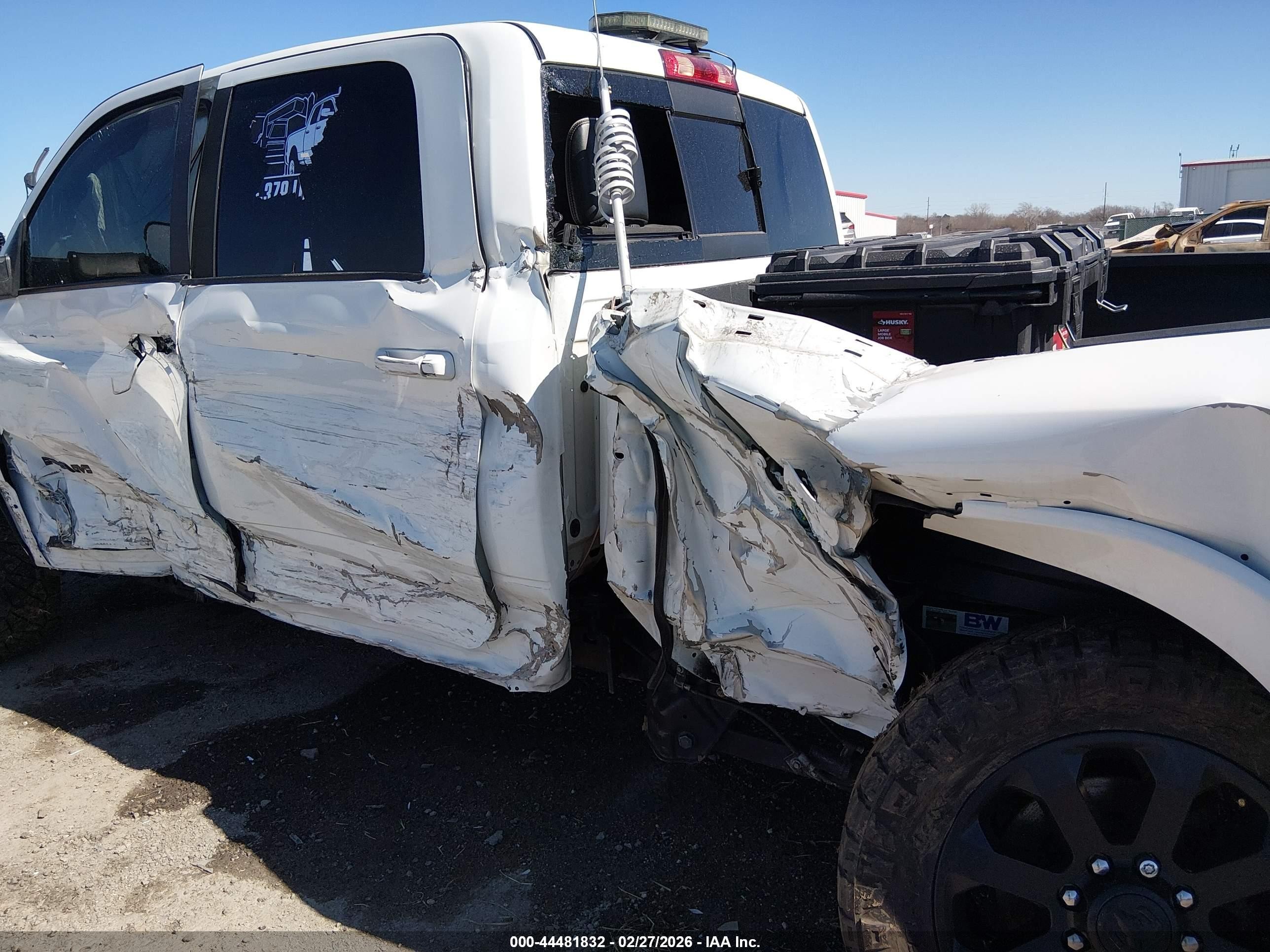 2022 Ram 2500 Laramie  4x4 6'4 Box White vin: 3C6UR5FL3NG371489