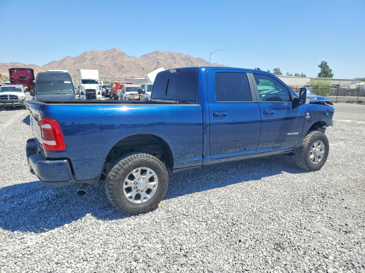 2024 Ram 2500 Laramie Blue vin: 3C6UR5FL3RG146138