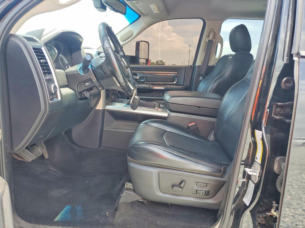 2015 Ram 2500 Laramie Black vin: 3C6UR5FL7FG507270