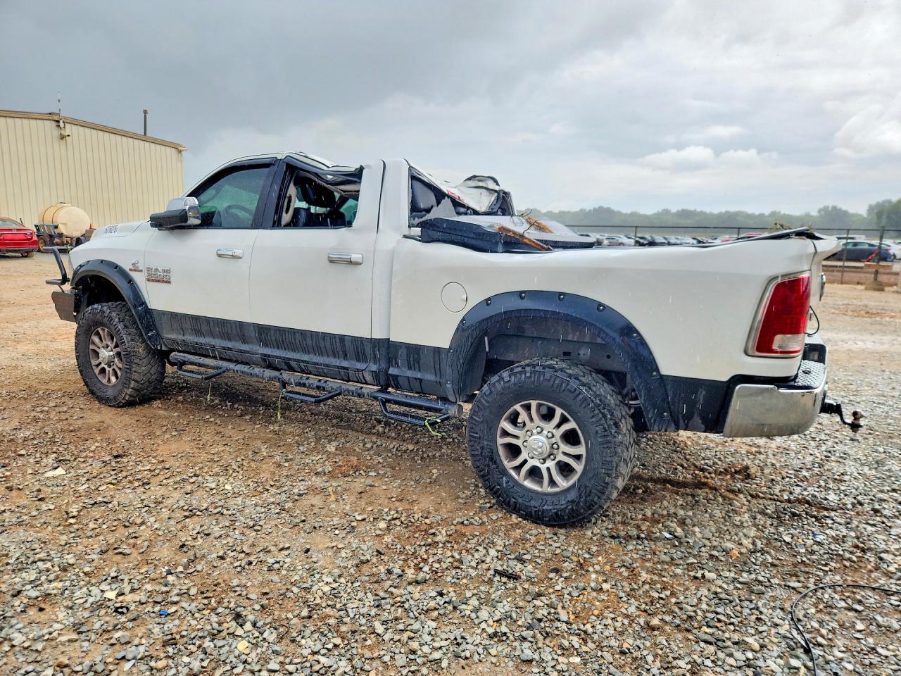 2015 Ram 2500 Laramie White vin: 3C6UR5FL7FG515904