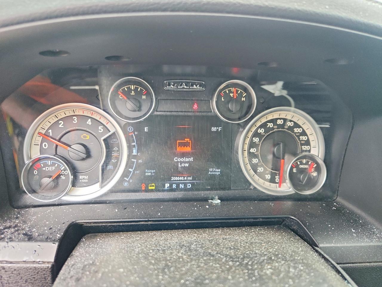 2015 Ram 2500 Laramie White vin: 3C6UR5FL7FG515904