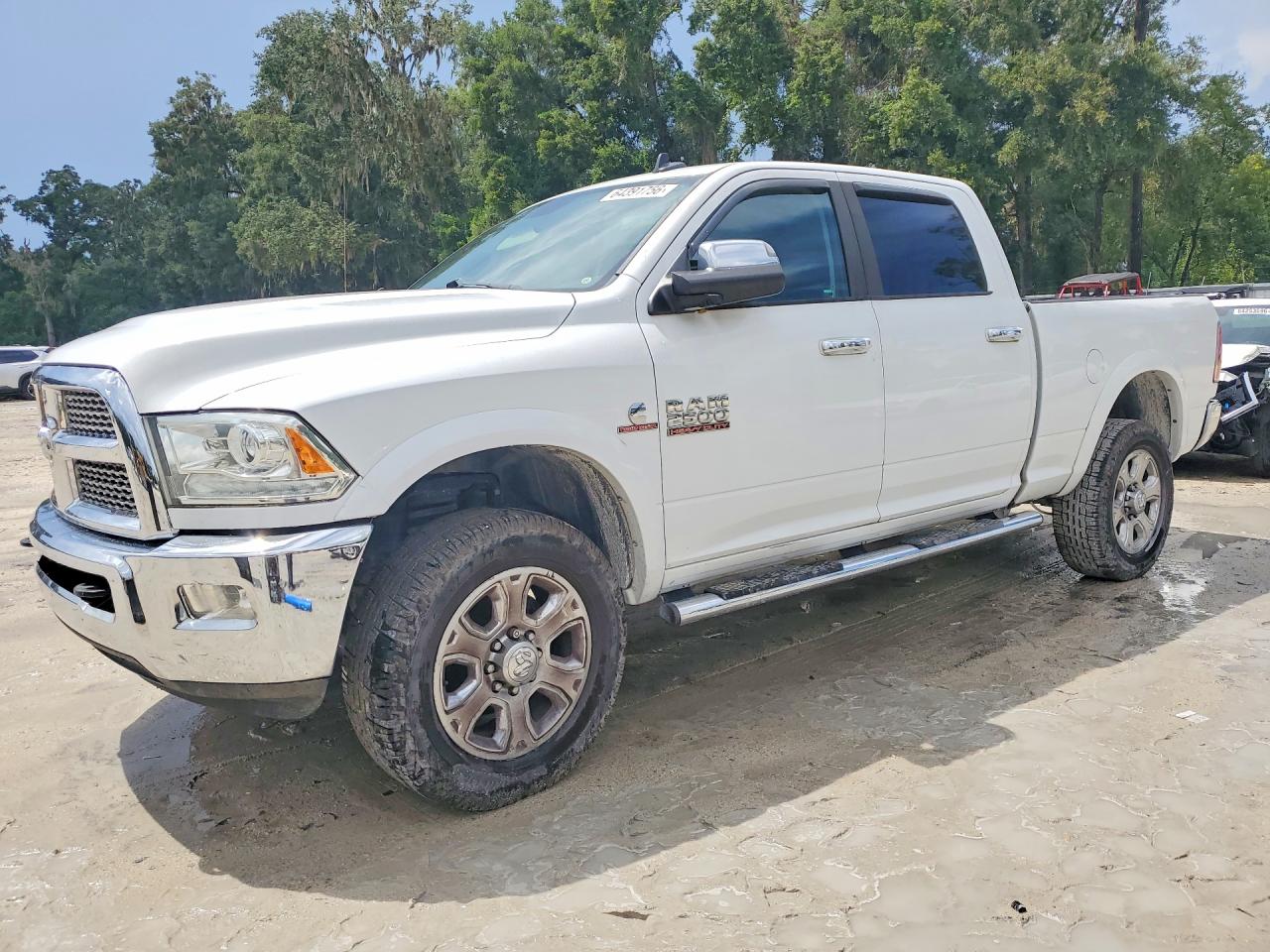 2015 Ram 2500 Laramie White vin: 3C6UR5FL7FG646721