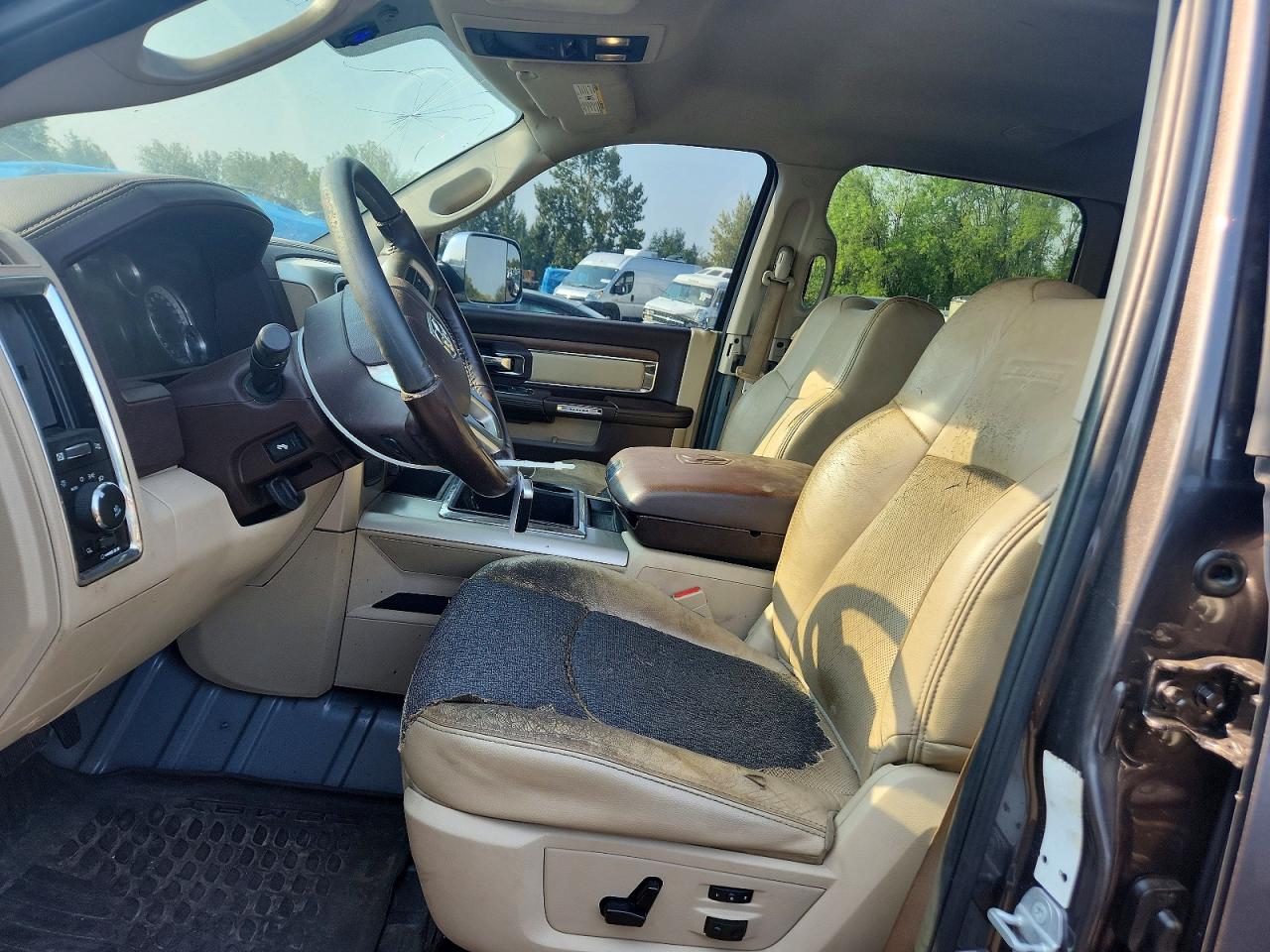 2015 Ram 2500 Laramie Charcoal vin: 3C6UR5FL7FG673076