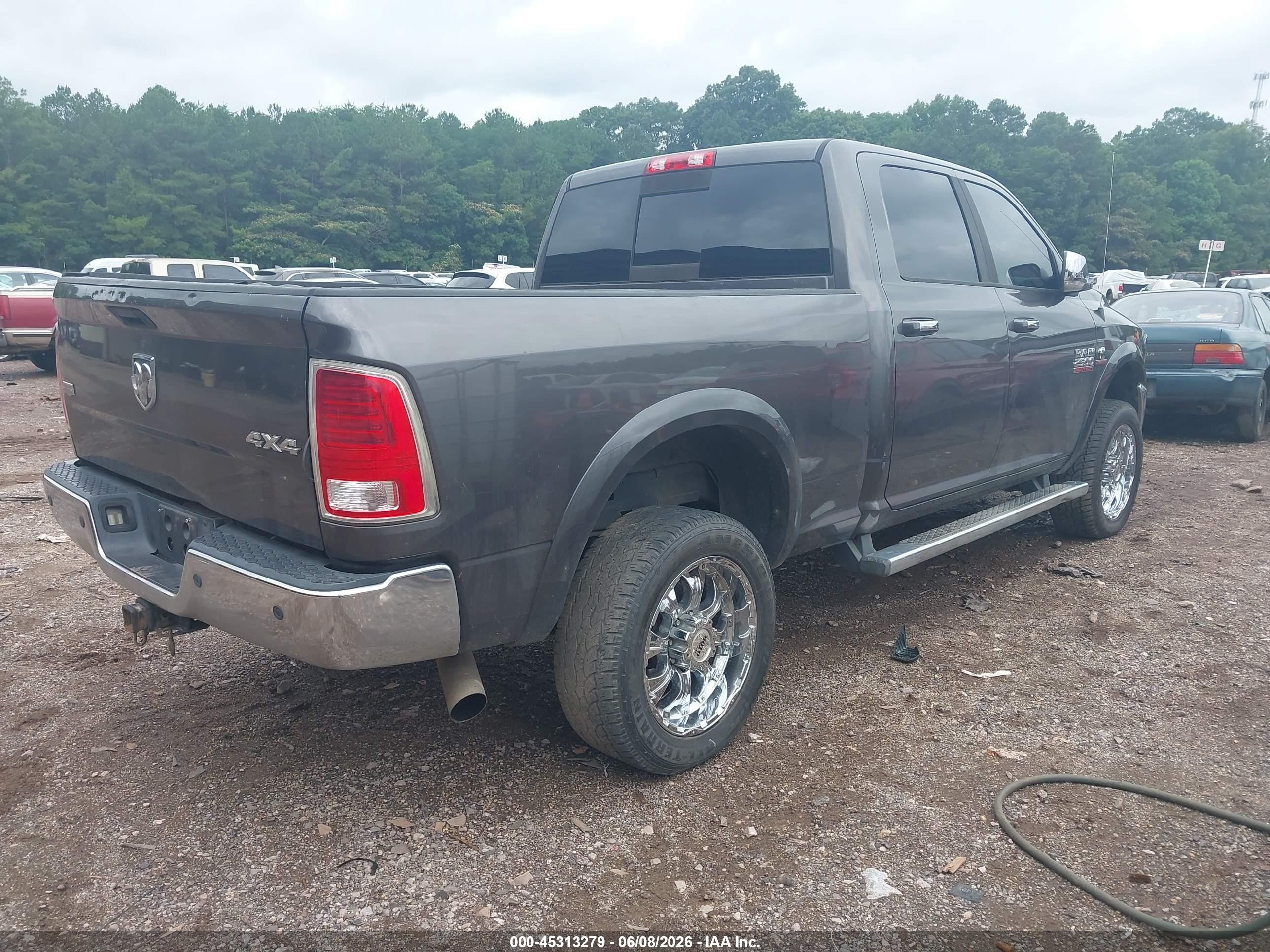 2015 Ram 2500 Laramie Серый vin: 3C6UR5FL9FG603823