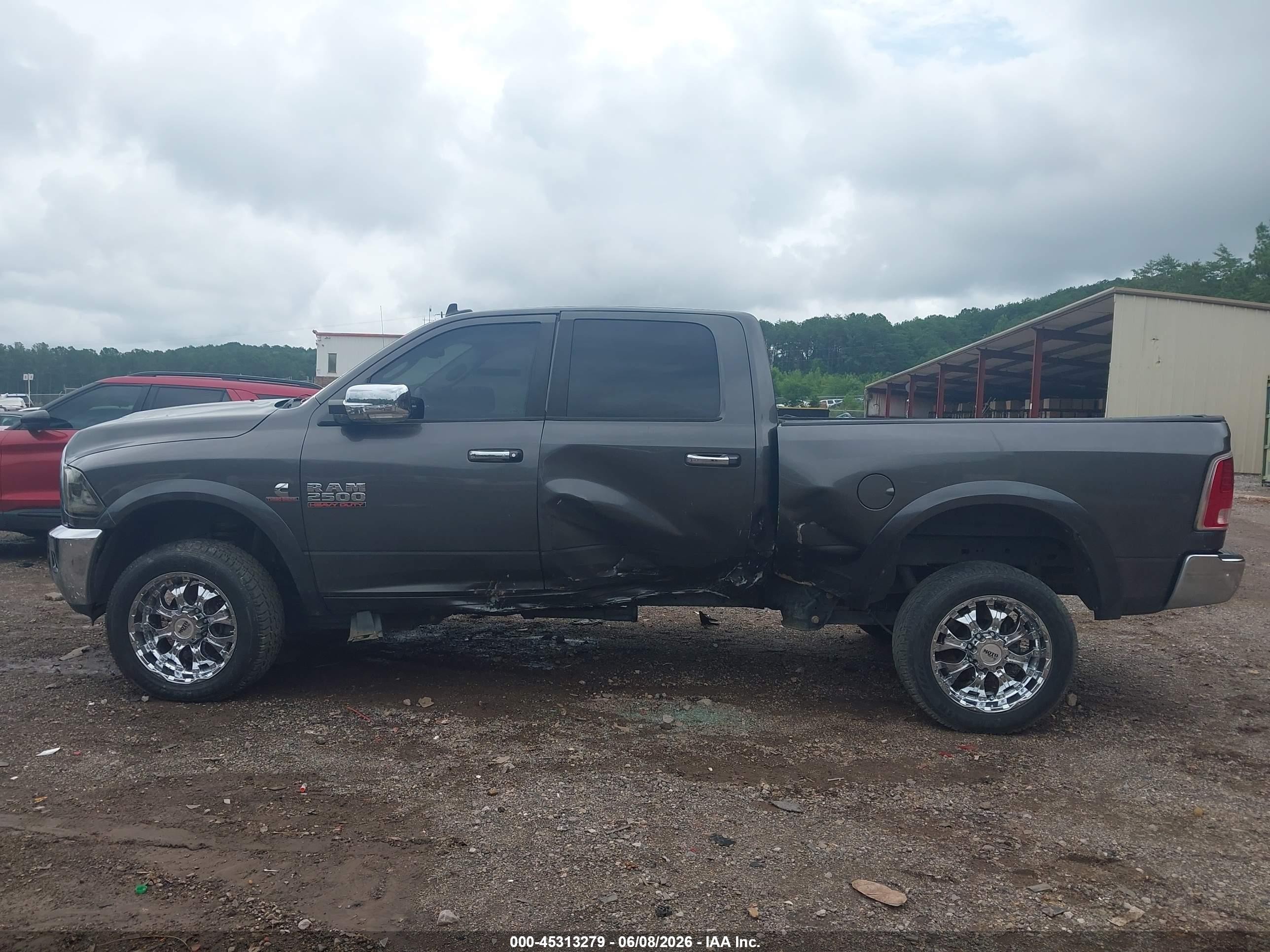 2015 Ram 2500 Laramie Серый vin: 3C6UR5FL9FG603823