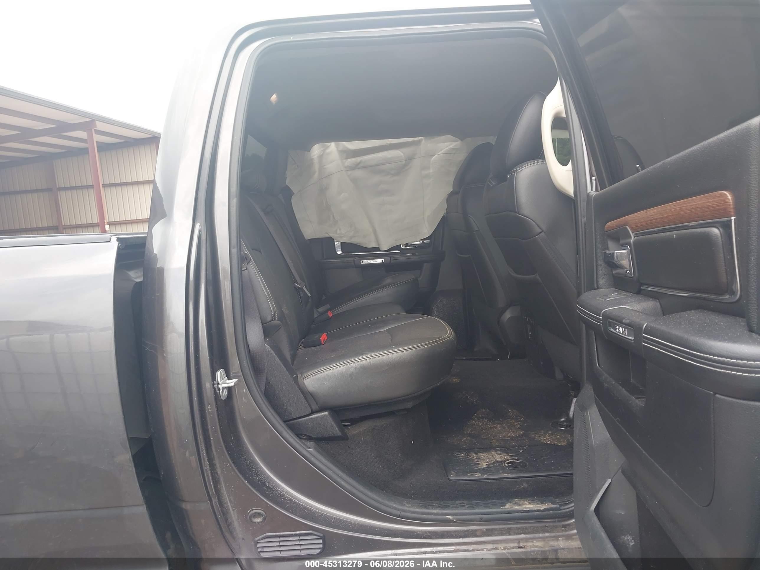 2015 Ram 2500 Laramie Серый vin: 3C6UR5FL9FG603823