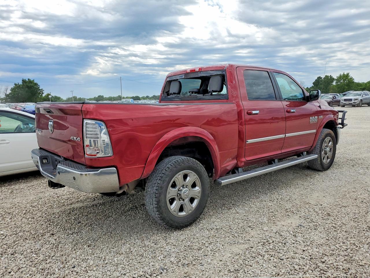 2015 Ram 2500 Longhorn Burgundy vin: 3C6UR5GJ5FG511363