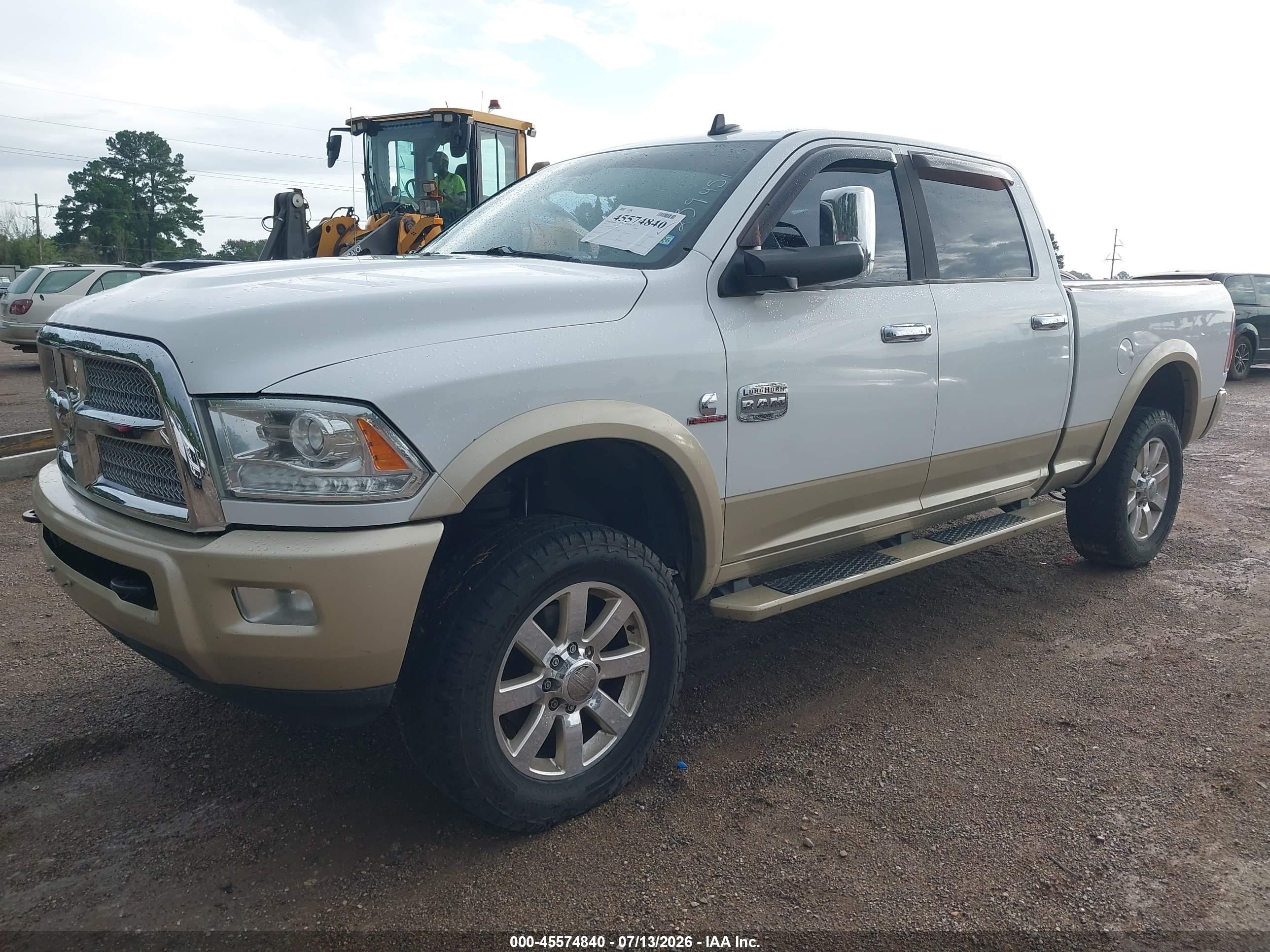 2014 Ram 2500 Longhorn White vin: 3C6UR5GL0EG239451