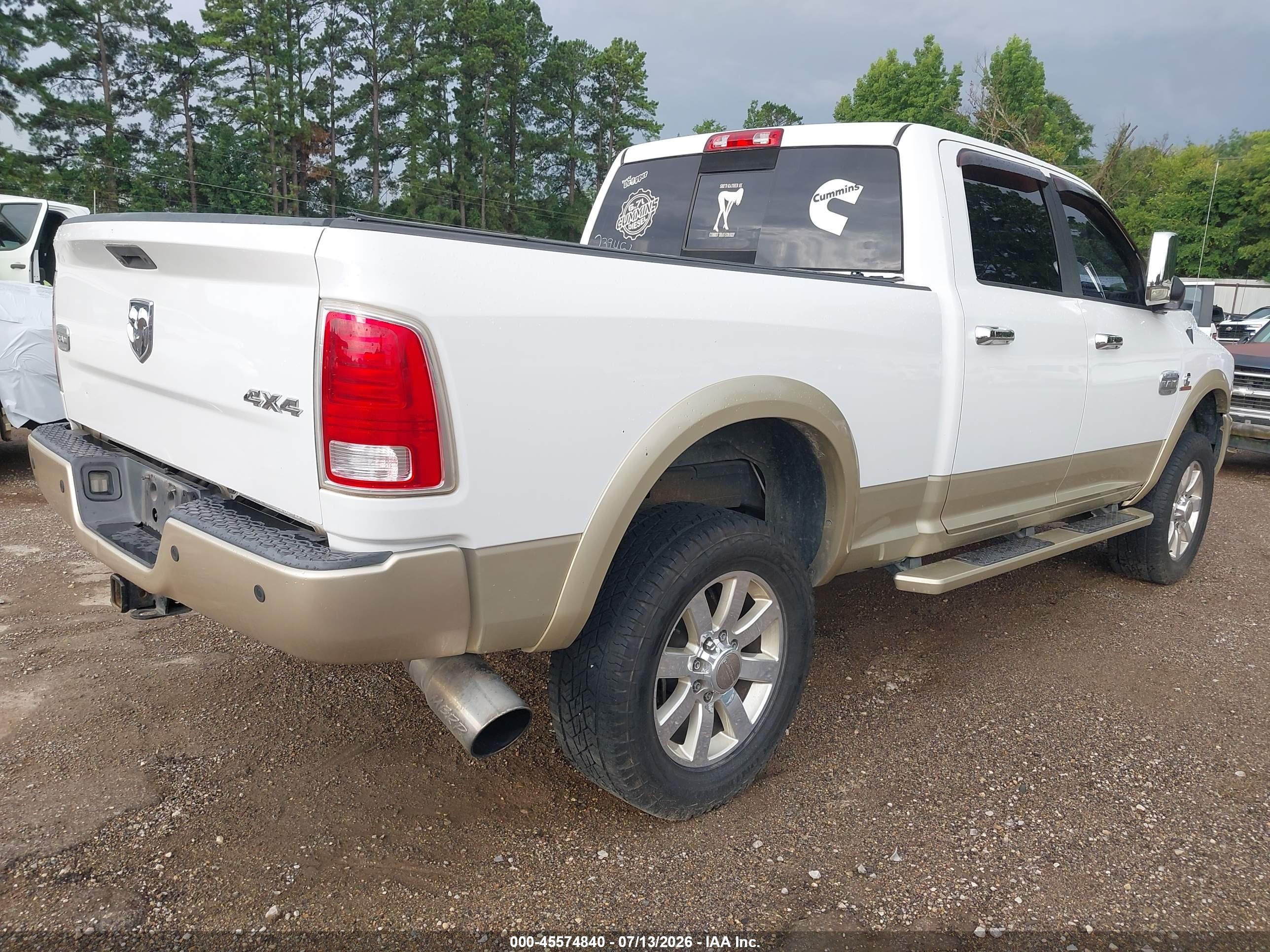 2014 Ram 2500 Longhorn White vin: 3C6UR5GL0EG239451